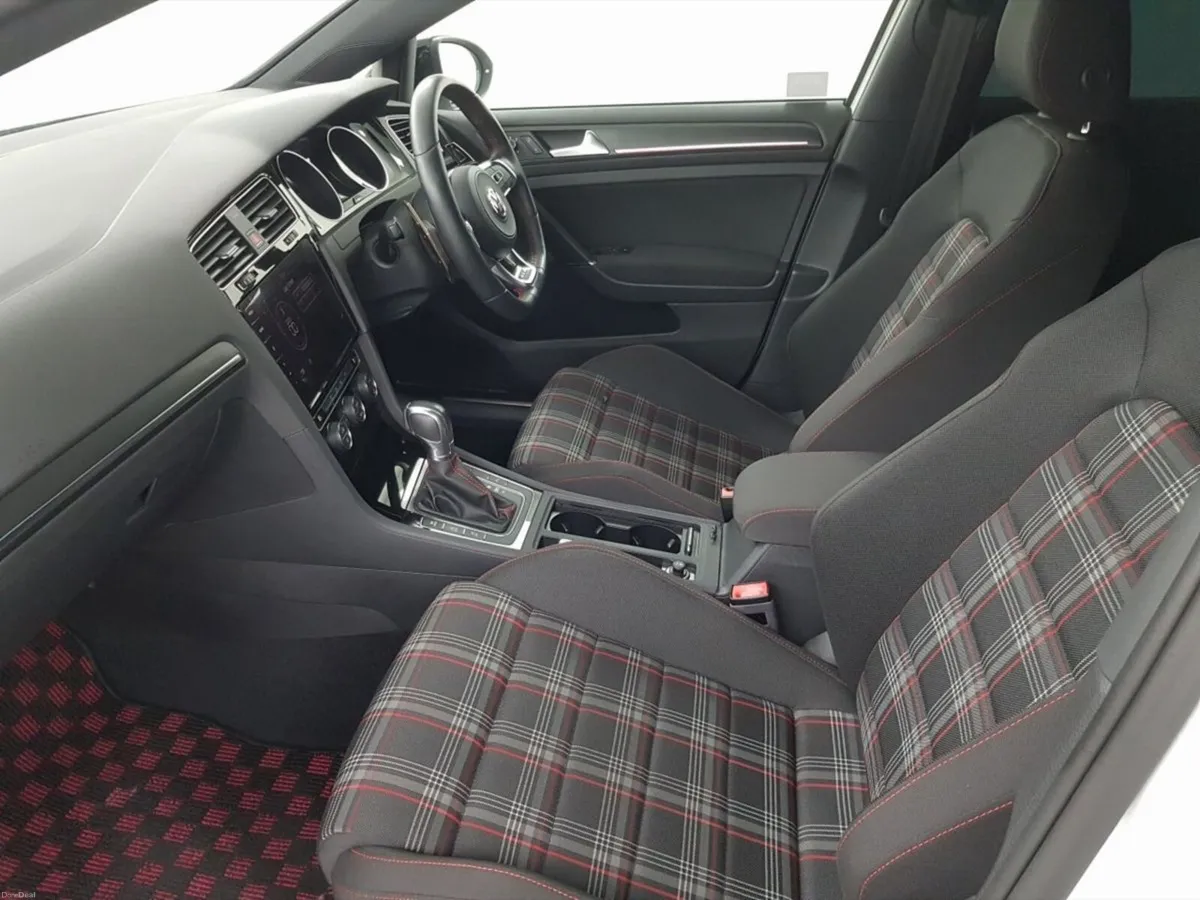 Volkswagen Golf VW Golf GTI - DSG - 230BHP - Image 4