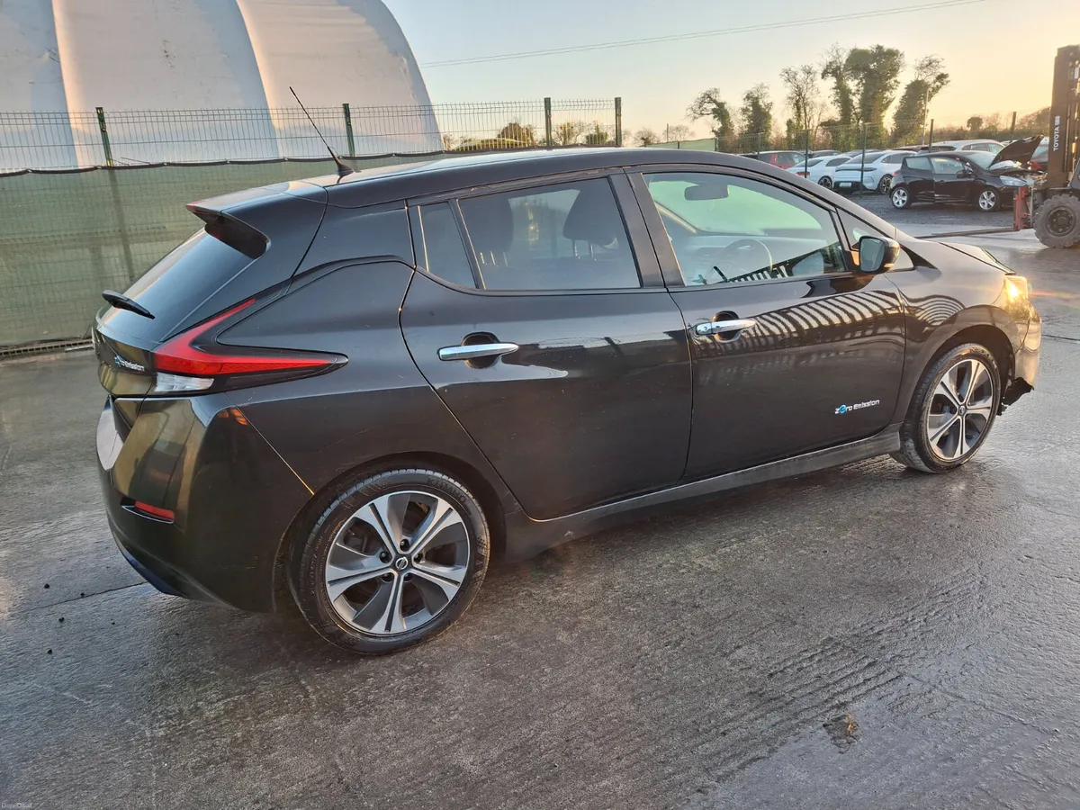 201 Nissan Leaf Cold pack Automatic - Image 3