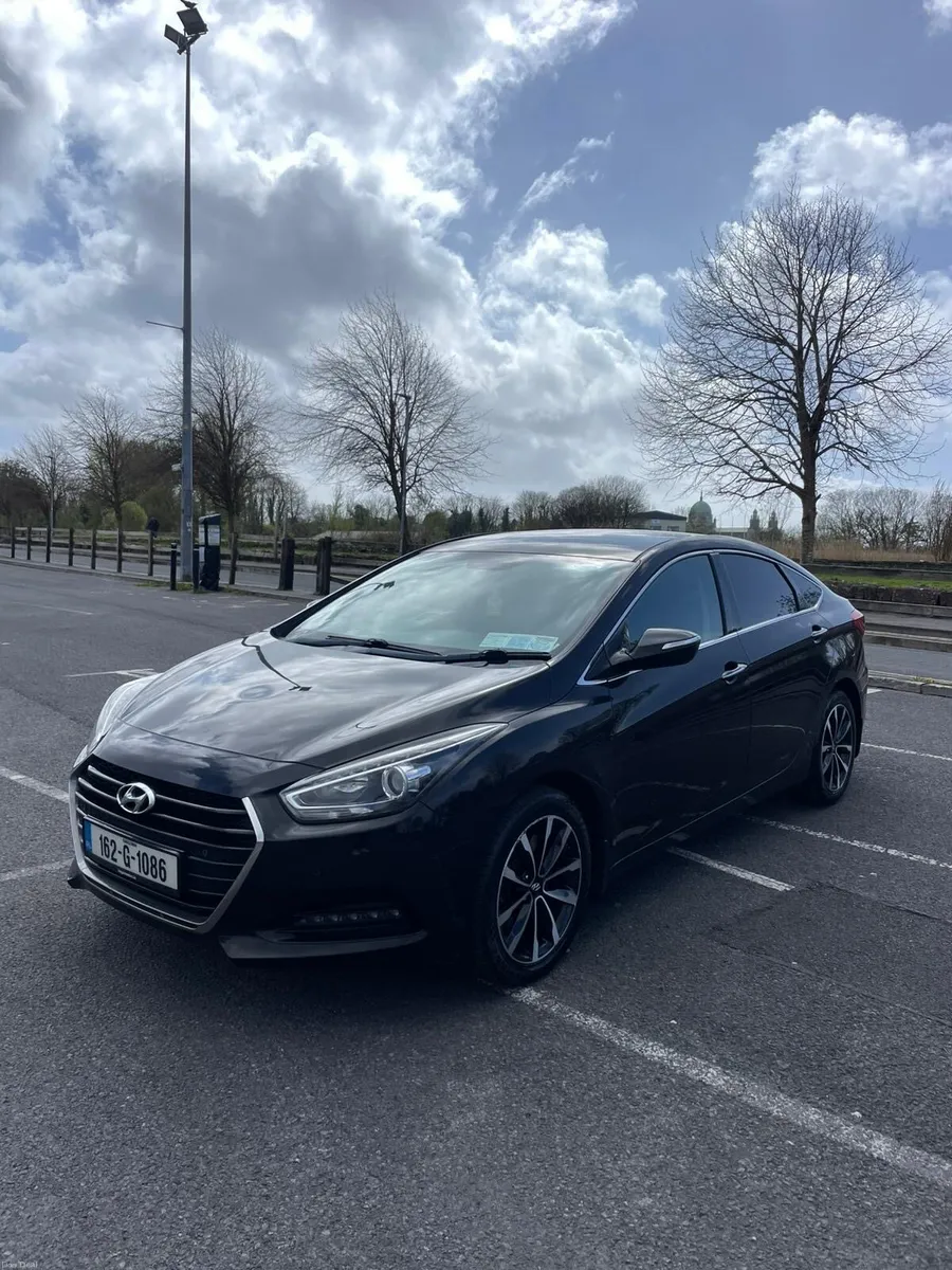 2016 Hyundai i40 - Excellent condition - Image 1