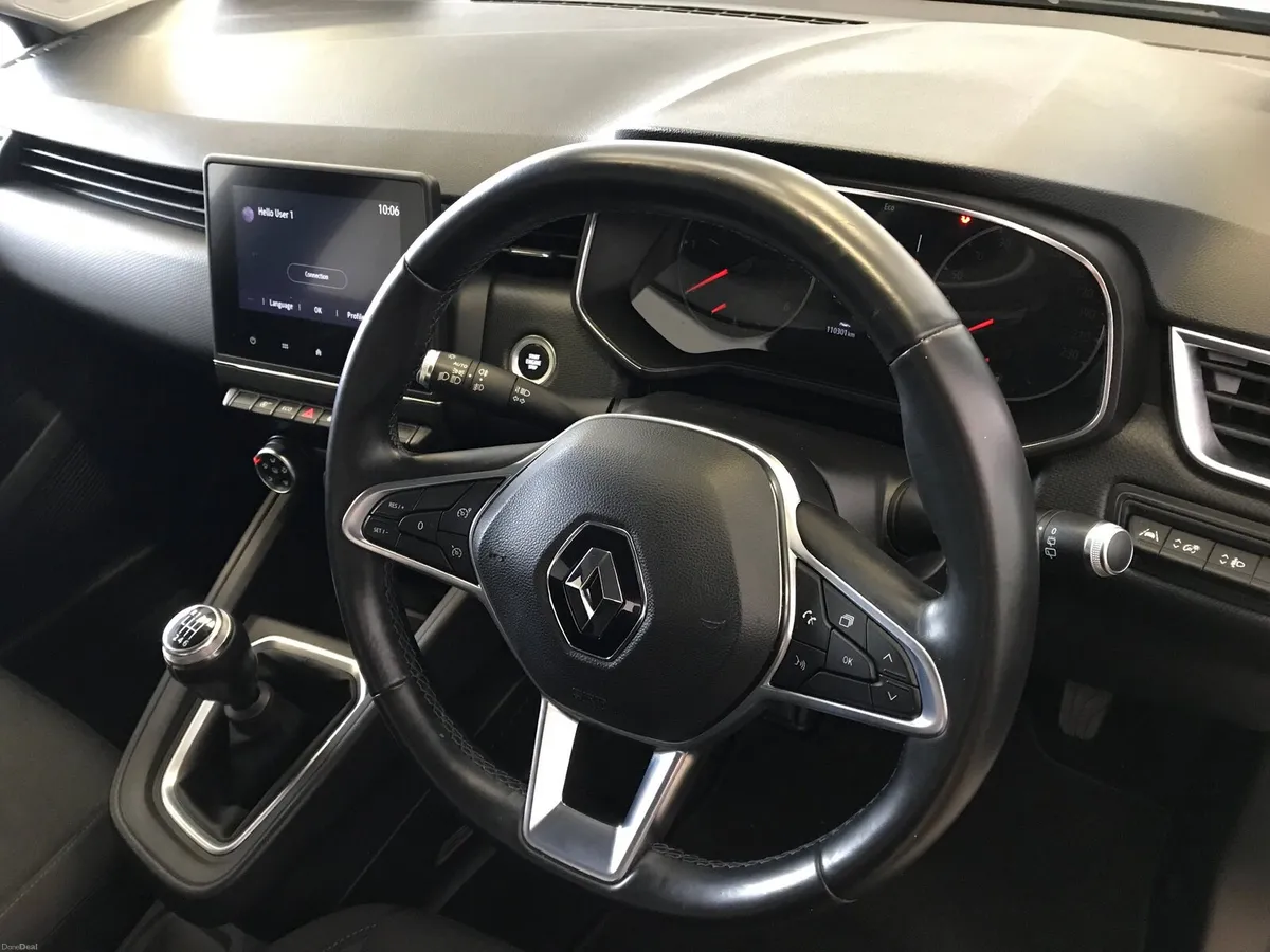 Renault Clio Iconic Blue dCi - Image 6