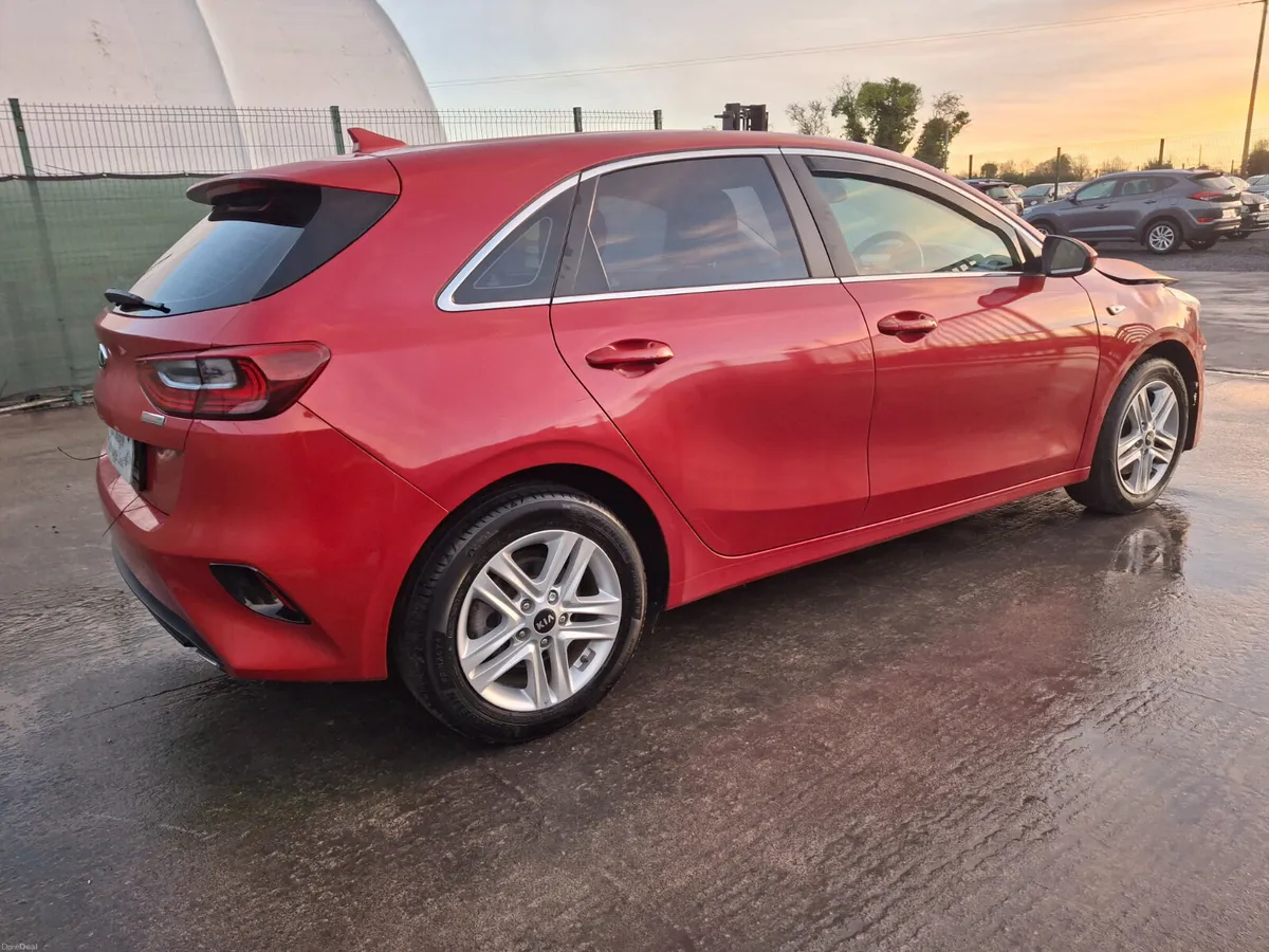 2019 Kia Ceed 1.6 Diesel Manual - Image 3