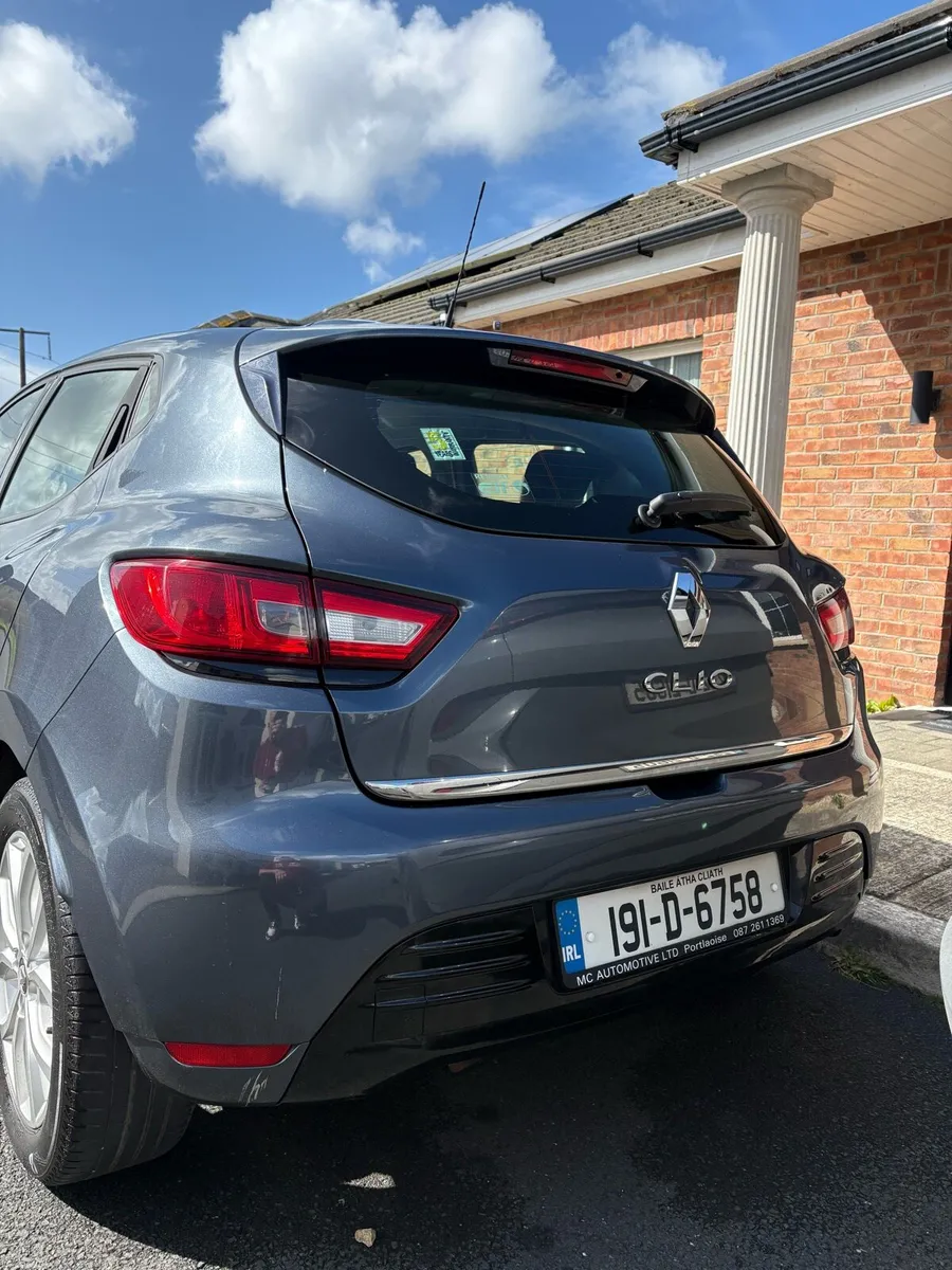 Renault Clio - Image 4