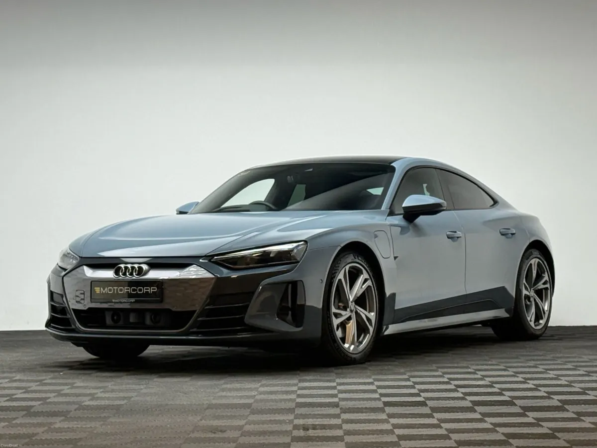 Audi e-tron GT GT 522HP QUATTRO *PAN ROOF* - Image 3