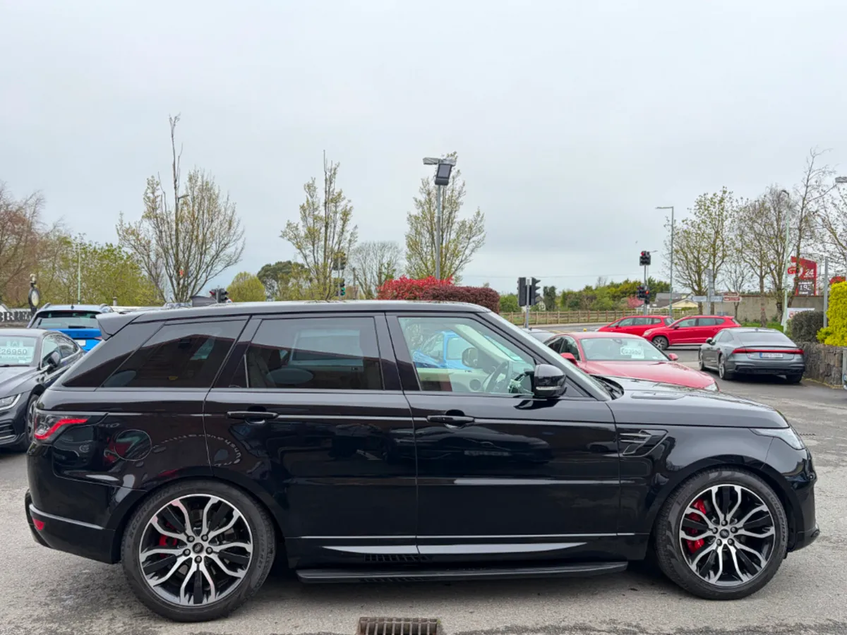Land Rover Range Rover Sport Sport HSE DYNAMIC P40 - Image 4