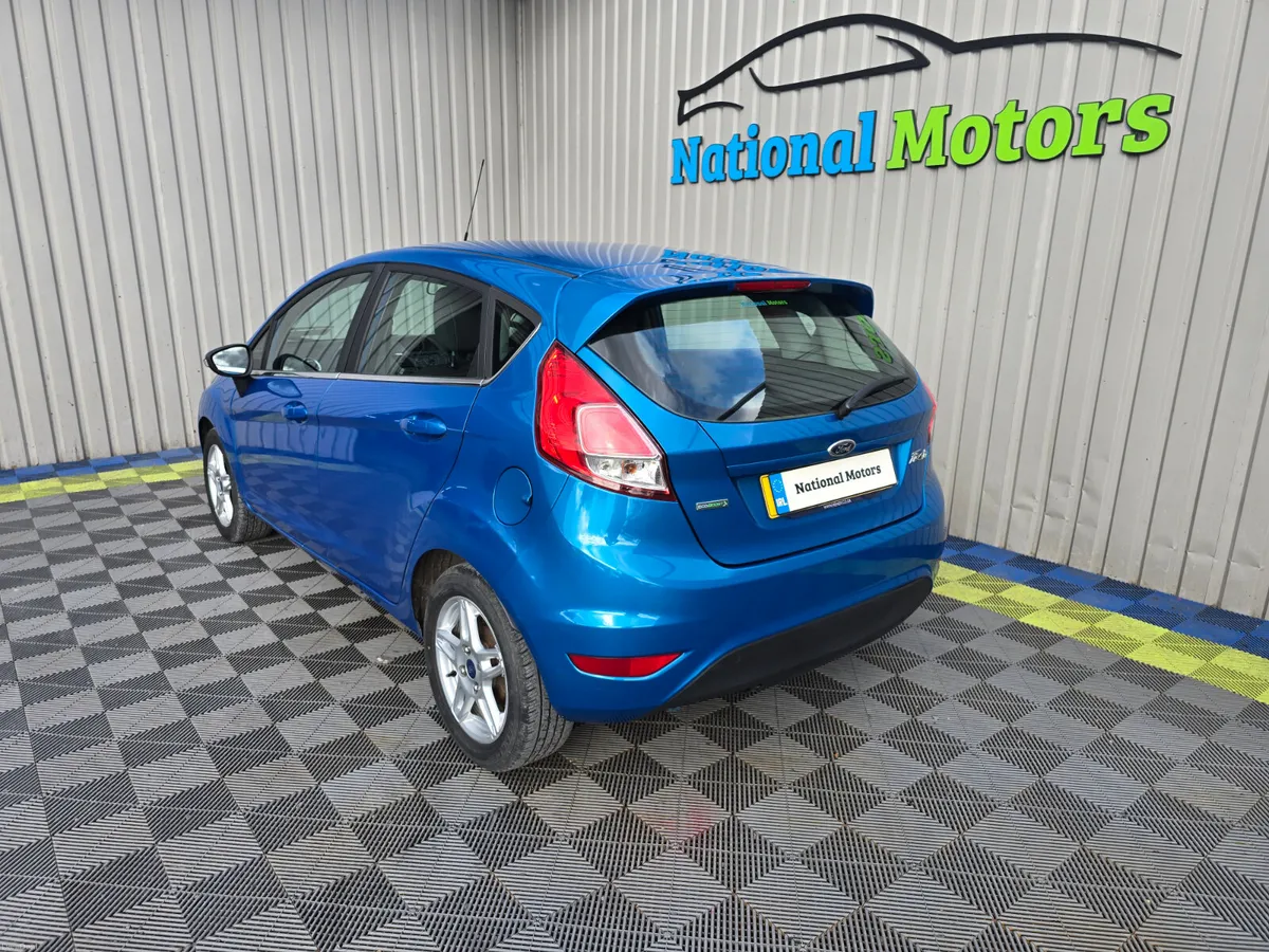 2014 Ford Fiesta ZETEC 1.0 Petrol - Image 5