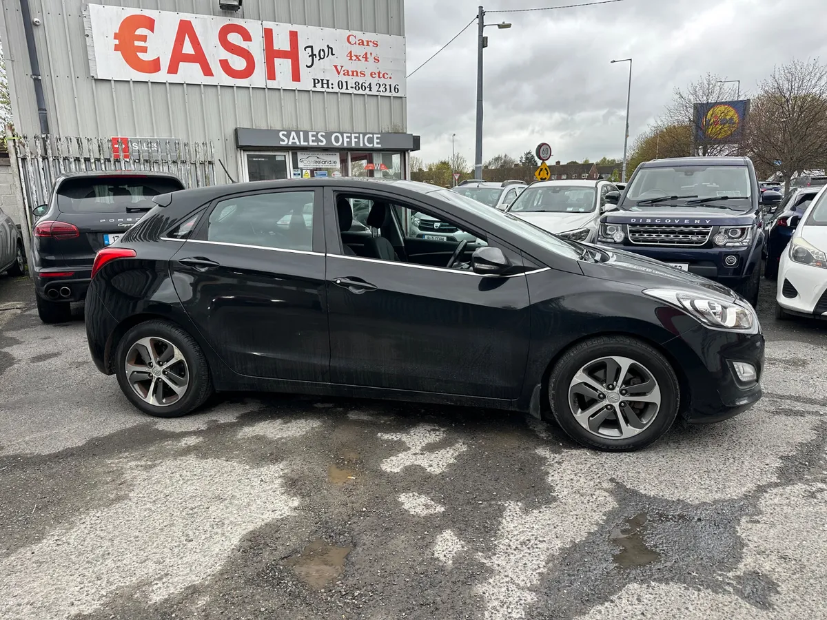 Hyundai i30 1.6 Diesel Auto NCT TAX - Image 4