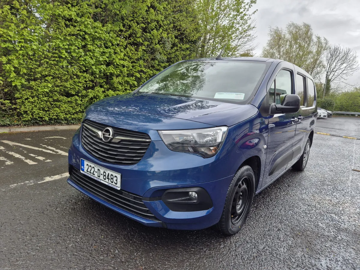 OPEL COMBO / 2022 / 1.5 DIESEL / AUTO / WAV - Image 1