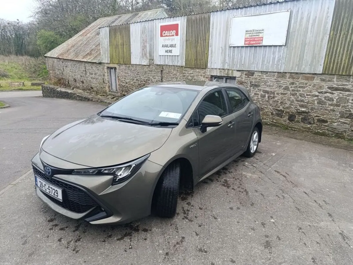 2021 Toyota Corolla - Image 2