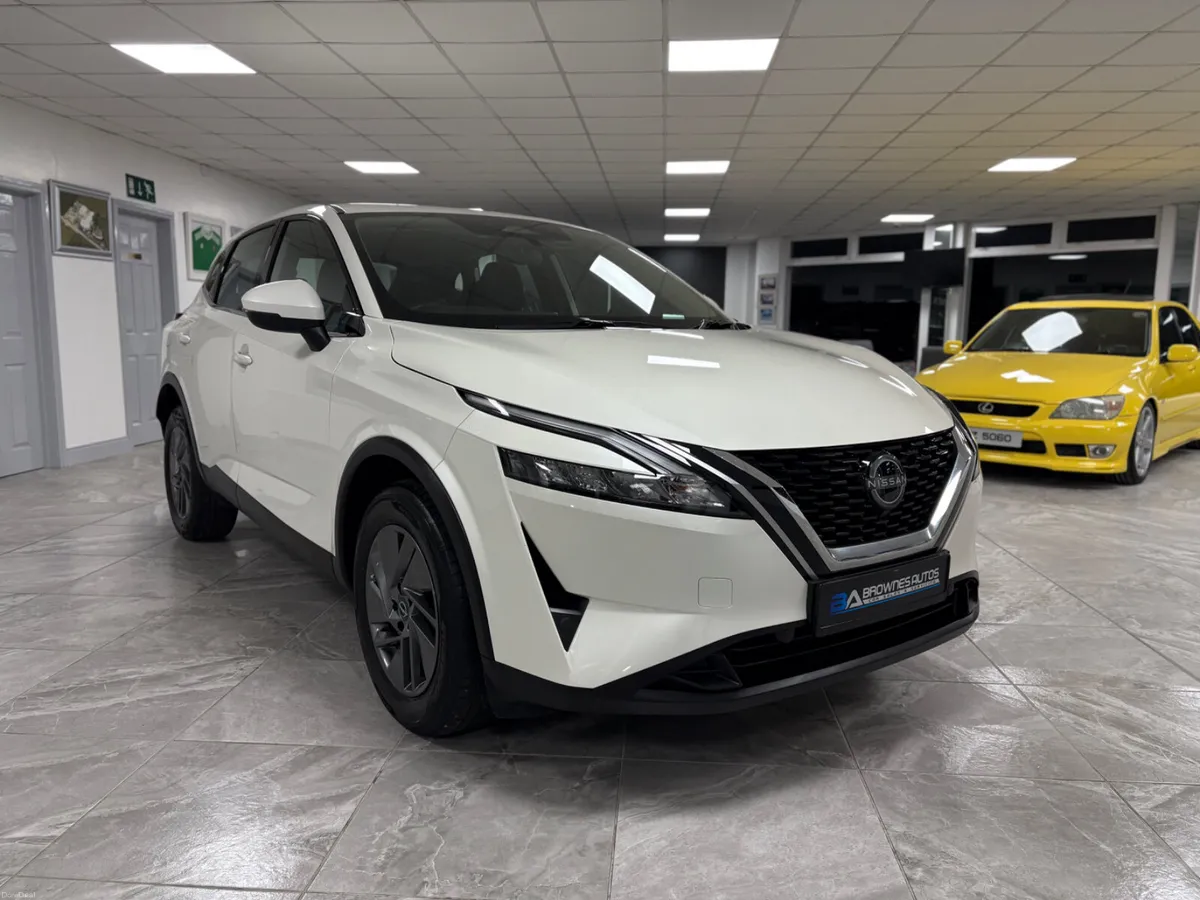 2023 Nissan Qashqai Acenta Premium 1.3L Hybrid - Image 4