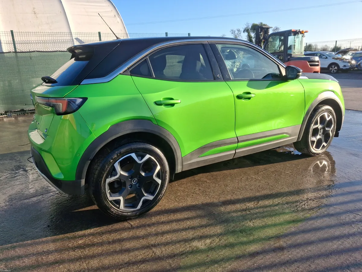 221 Opel Mokka Ultimate EV Automatic - Image 3