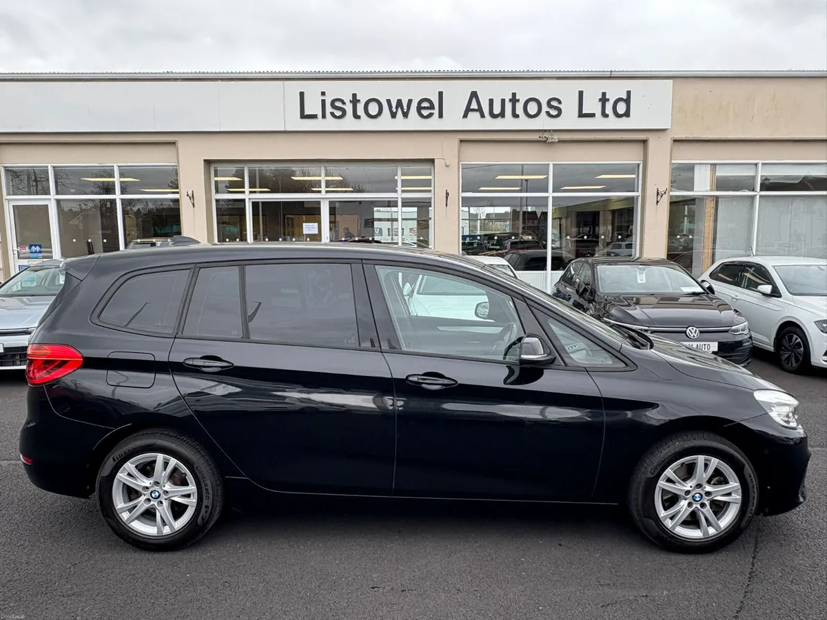172 BMW 218D 7 SEATER 2.0D AUTOMATIC - Image 1