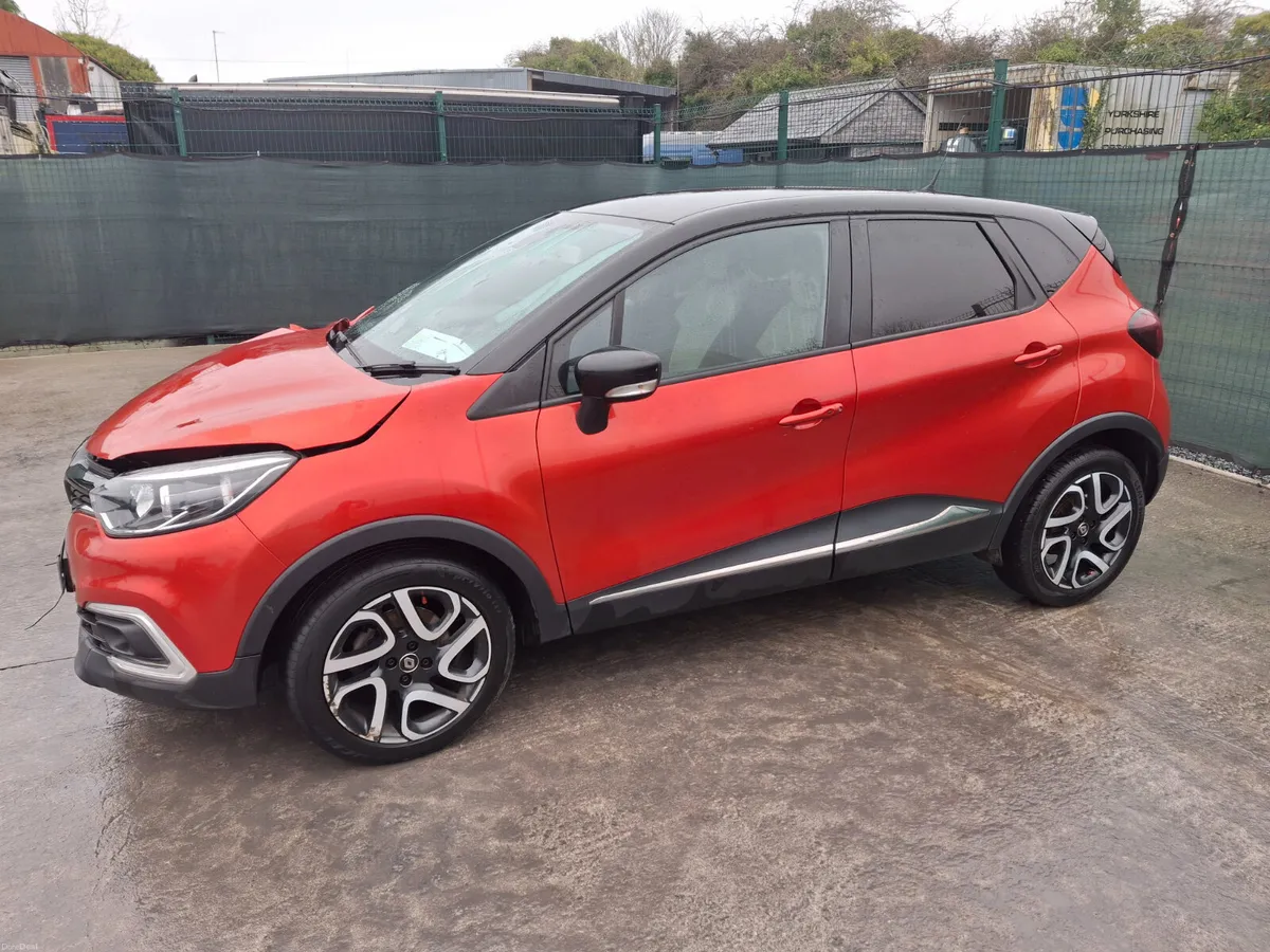 192 Renault Captur  Iconic  1.5 Diesel - Image 1