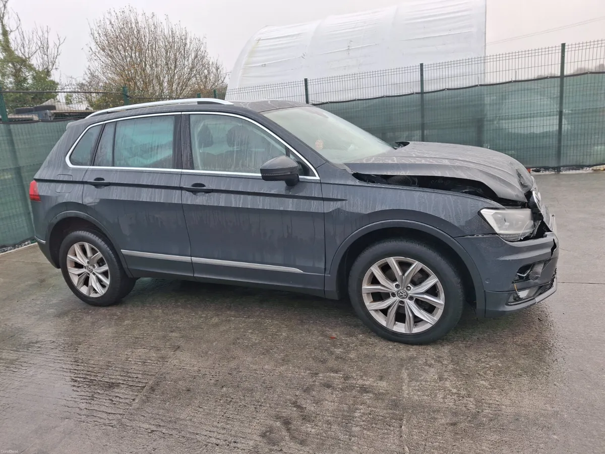 182 Volkswagen Tiguan Highline 2.0 Tdi - Image 2