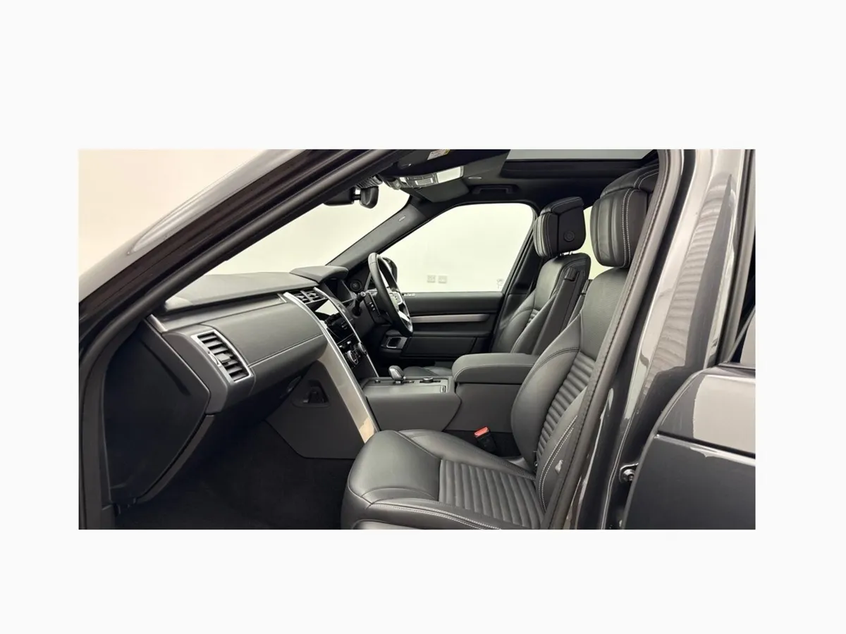 Land Rover Discovery Diesel Sw Dynamic HSE - Image 3