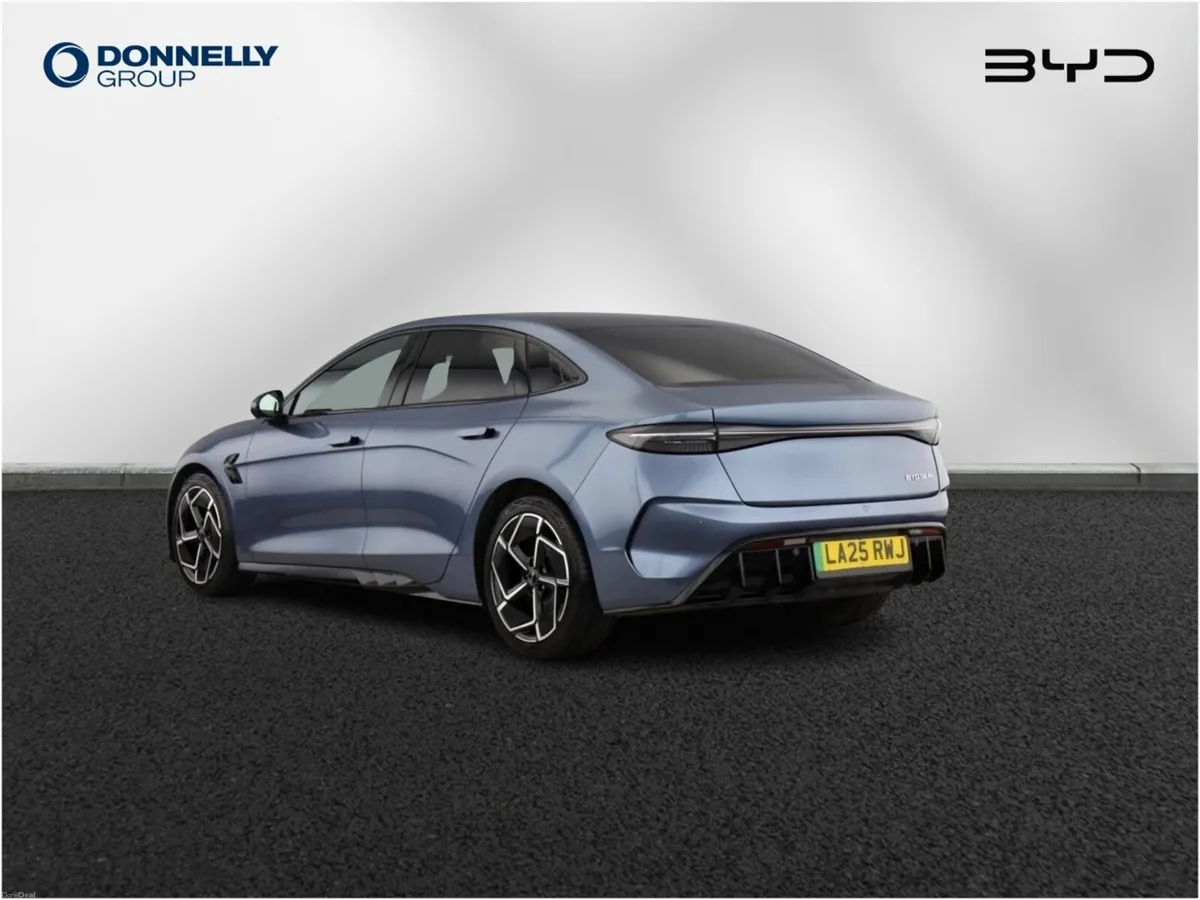 Byd Seal Saloon Design - Image 3