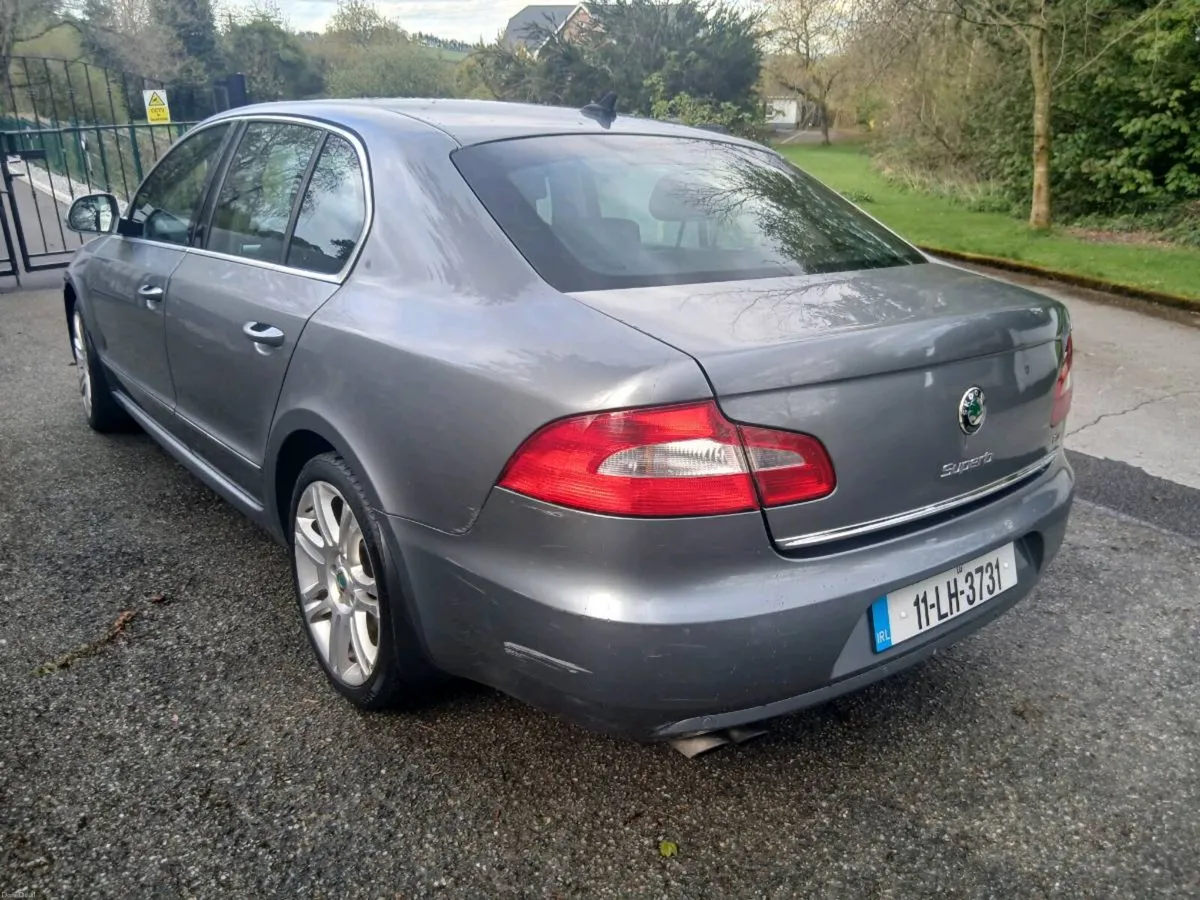 Skoda superb - Image 4