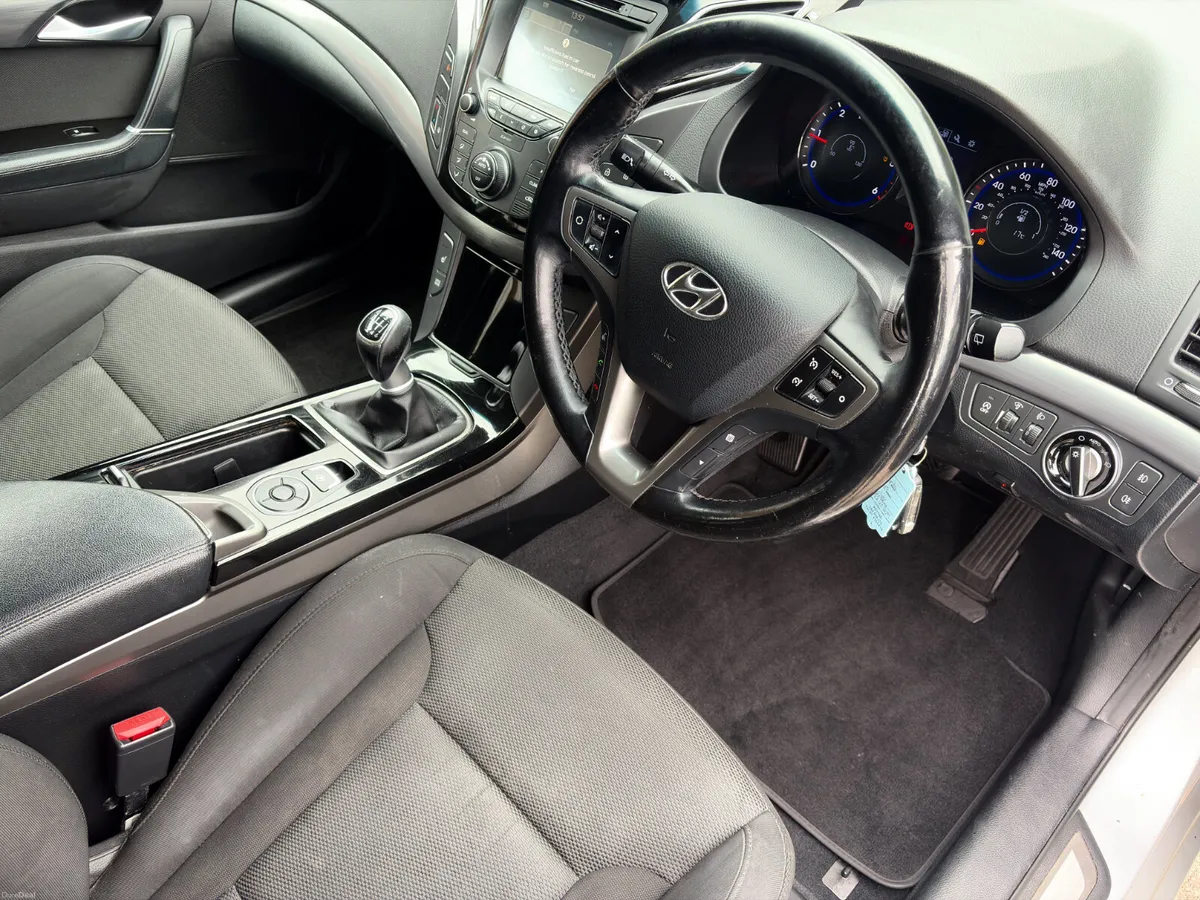 Hyundai i40 2015 1.7 CRDi new nct 3/27 tax 4/26 - Image 2