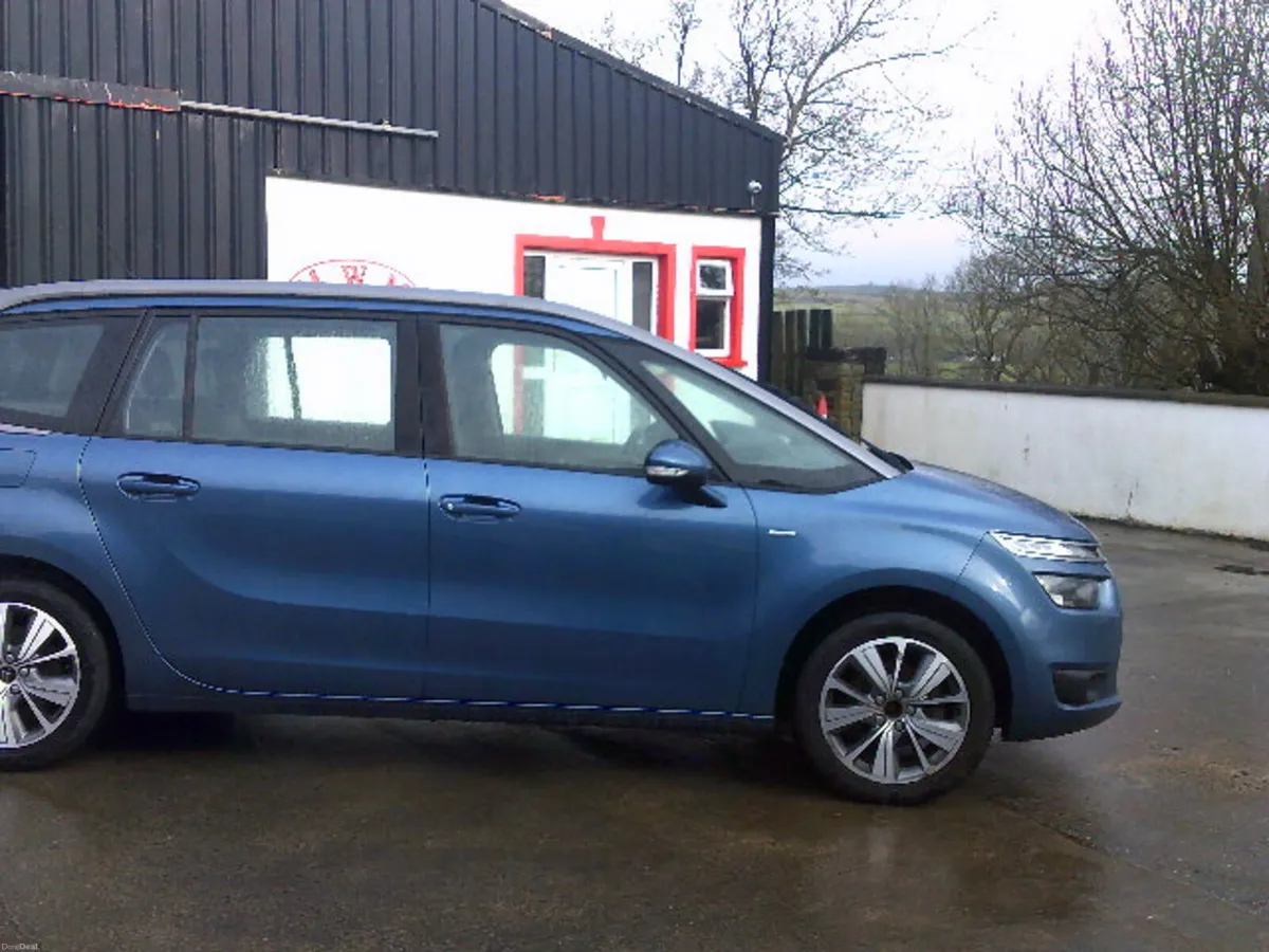 Citroen C4 2016--7 SEATER - Image 6