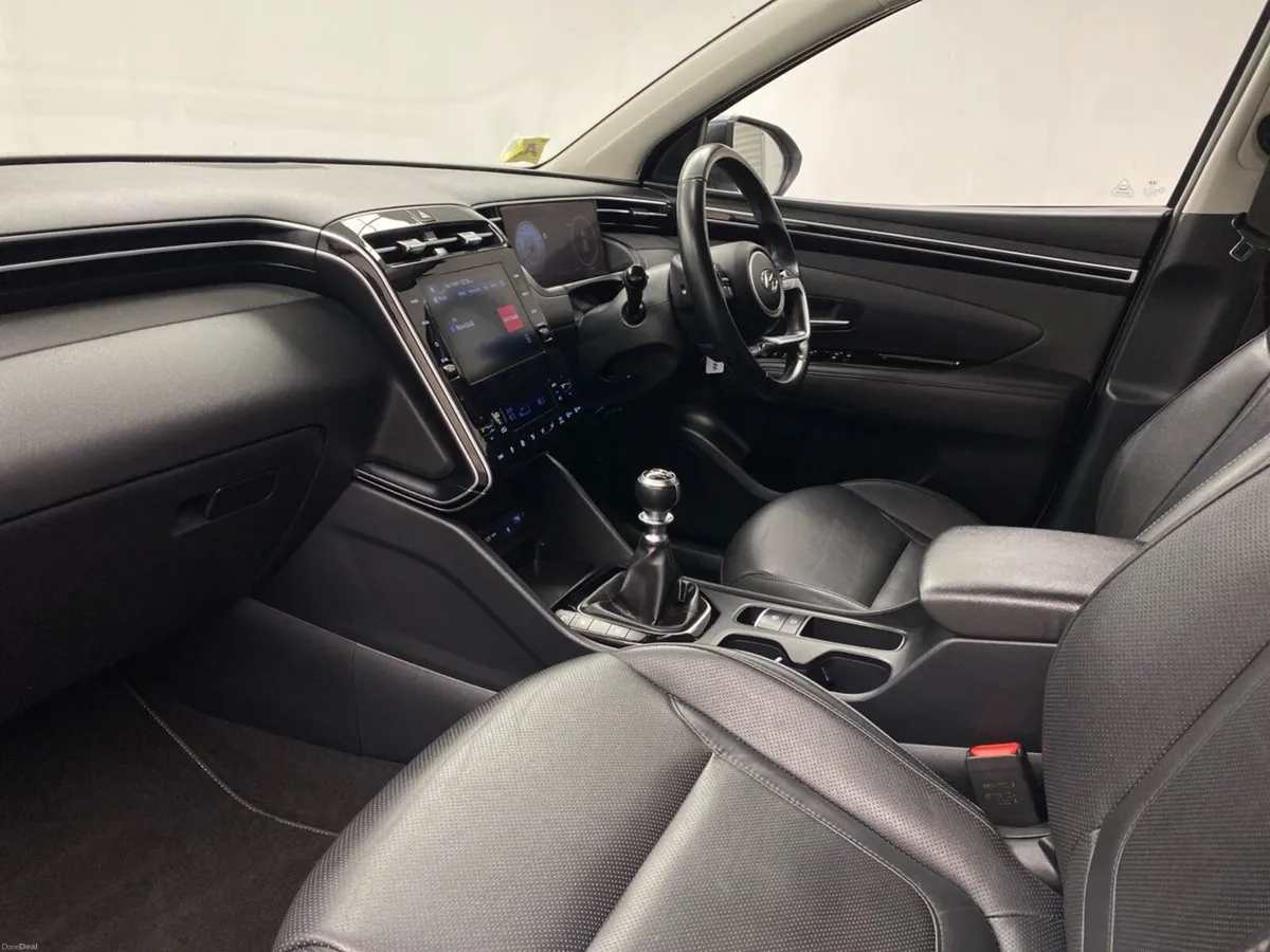 Hyundai Tucson 2WD Executive - Image 3