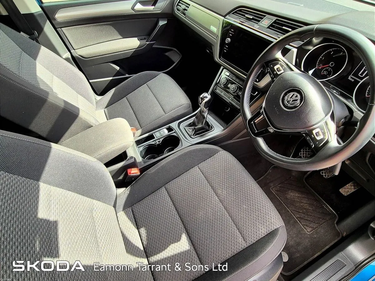 Volkswagen Touran 2.0 TDI 115HP Comfortline - Image 3