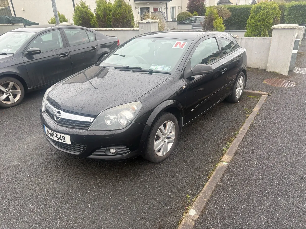 Opel Astra - Image 1
