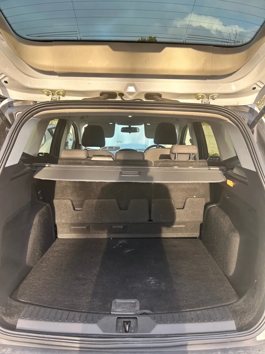 Ford Kuga 2015 - Image 2