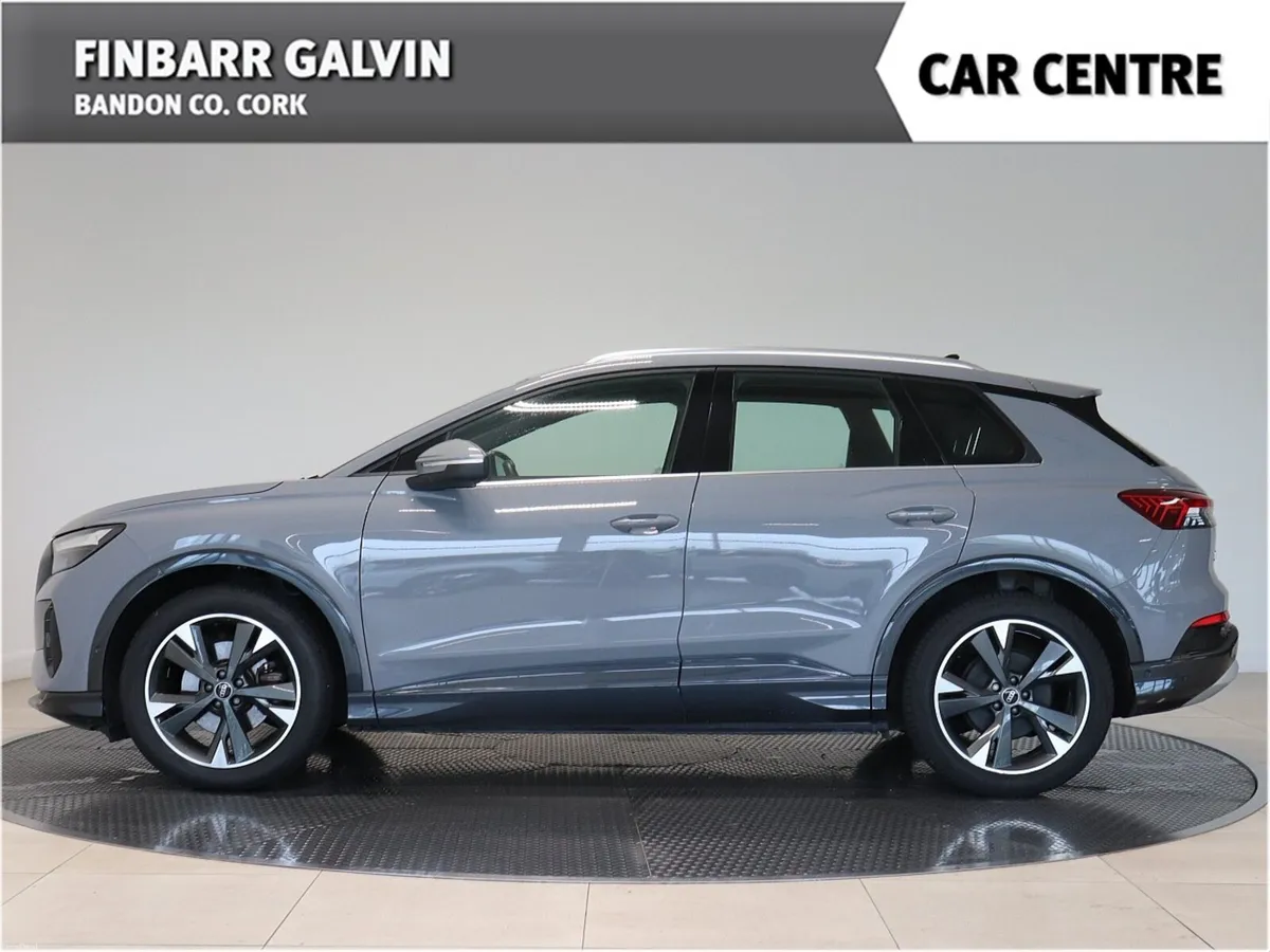 AUDI Q4 E-TRON 35 SPORT - Image 3