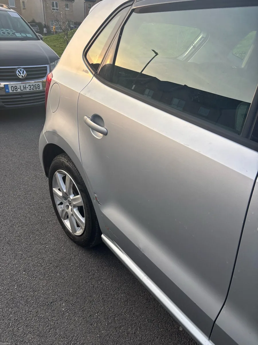 Volkswagen Polo 1.2 petrol 2010 - Image 3