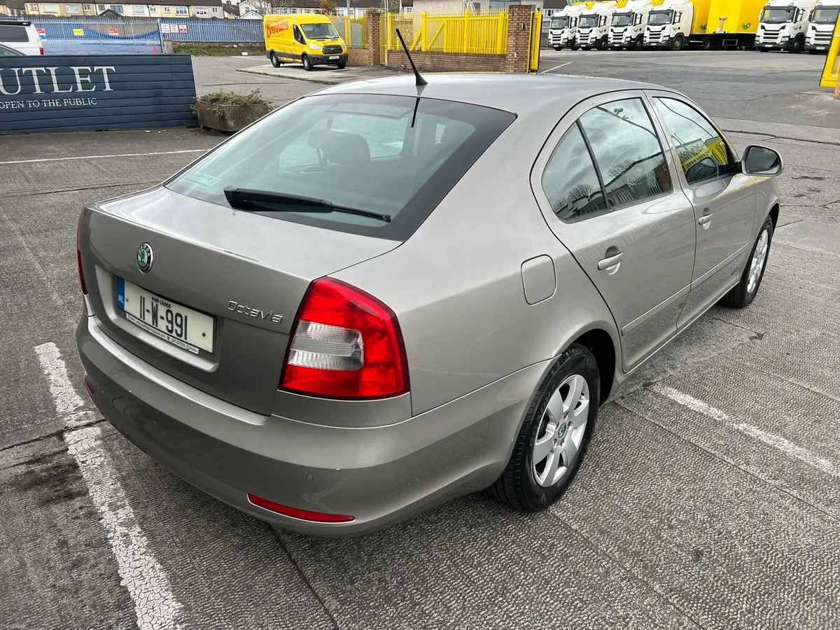 2011 Skoda Octavia 1.2 TSI LOW KMS - Image 2