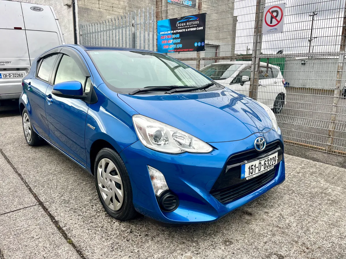 2015 Toyota Aqua  hybrid Leather spec - Image 3