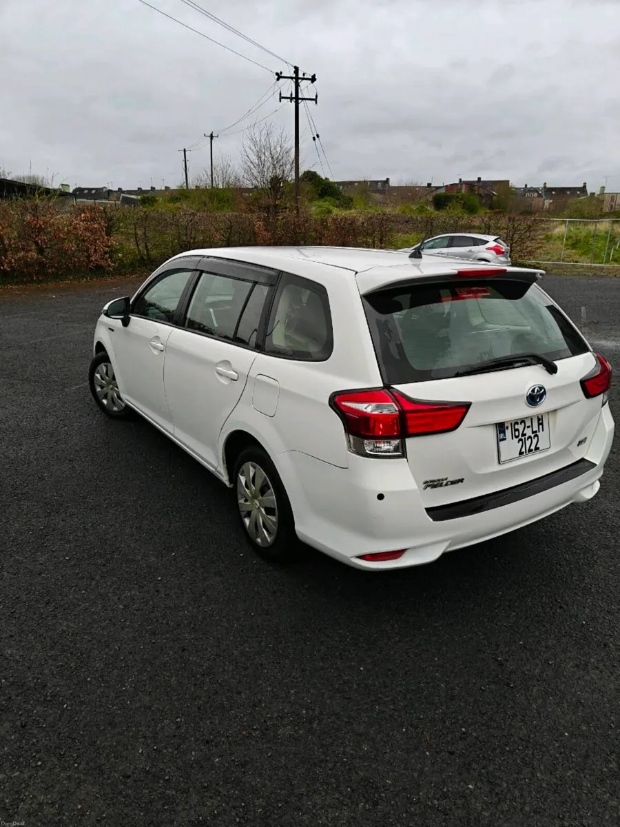 Toyota Corolla 2016 1.5 HYBRID NCT 06-28 TAX 02-27 - Image 3