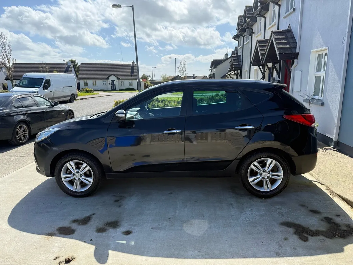 Hyundai ix35 - Image 2