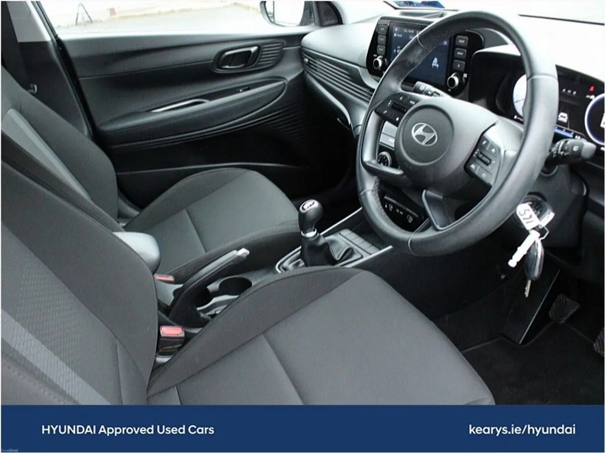 Hyundai i20 DELUXE PLUS - 1.2 PETROL - FINANCE ARR - Image 6