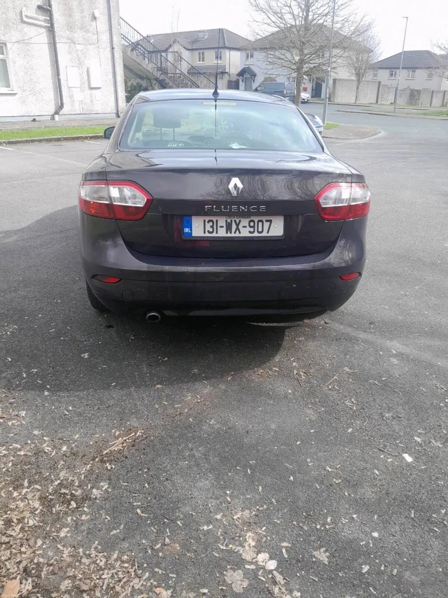 2013 Renault fluence - Image 2