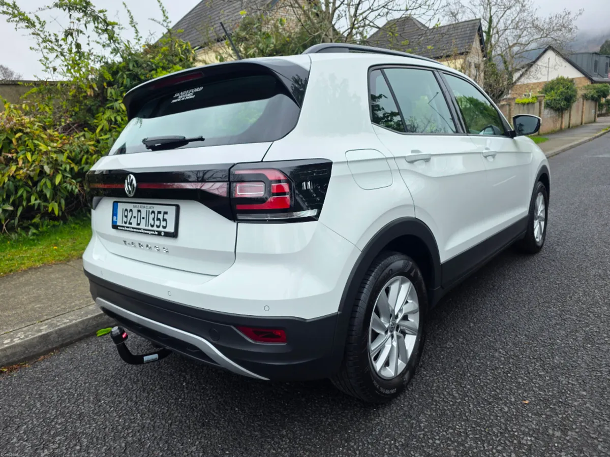 Volkswagen T-Cross Life 1.0 TSI M5F 95HP 5DR - Image 3