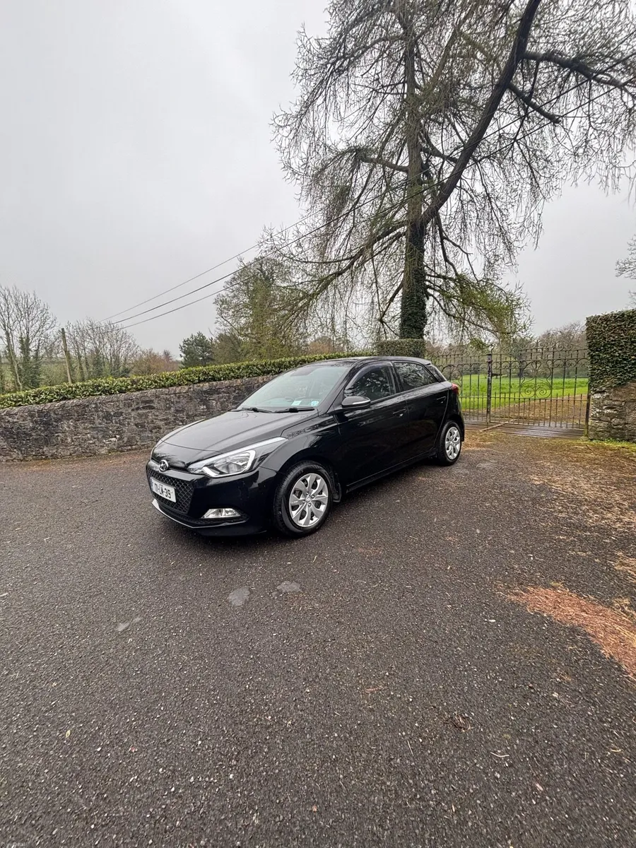 2017 Hyundai i20 1.2 Petrol - Image 2