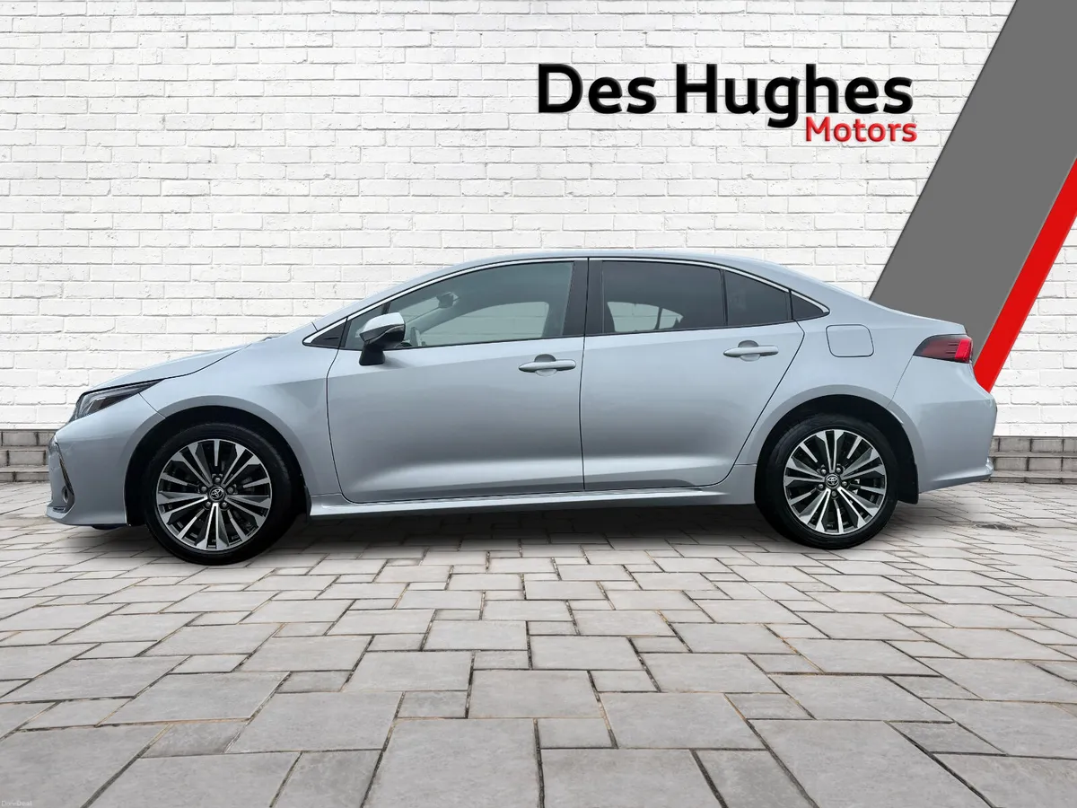 Toyota Corolla 2023 Luna-Sport Saloon - Image 1