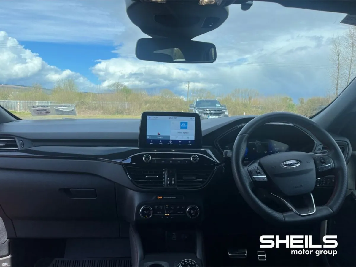 Ford Kuga 2.5 Duratec 190PS FHEV ST-Line Auto - Image 2