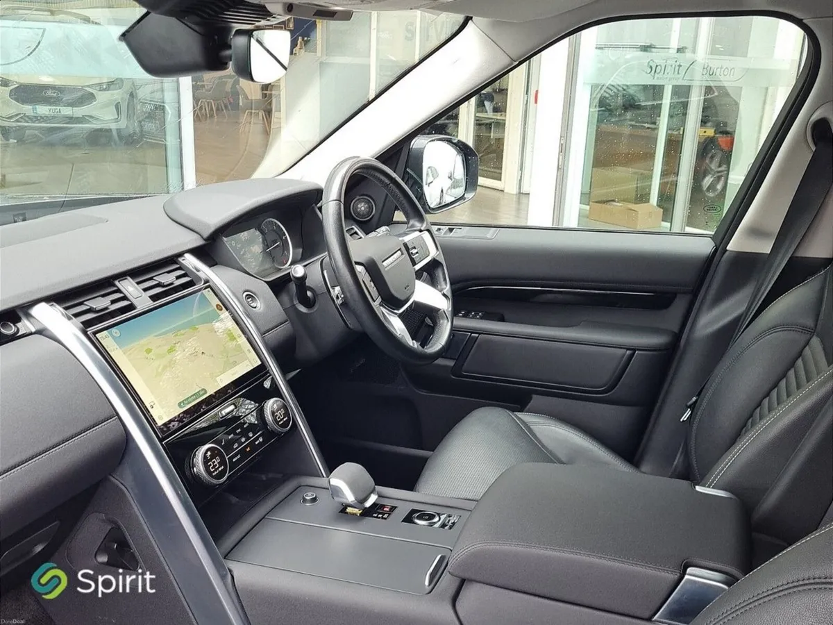 Land Rover Discovery BLACK ED 3.0 SD6 - Image 3
