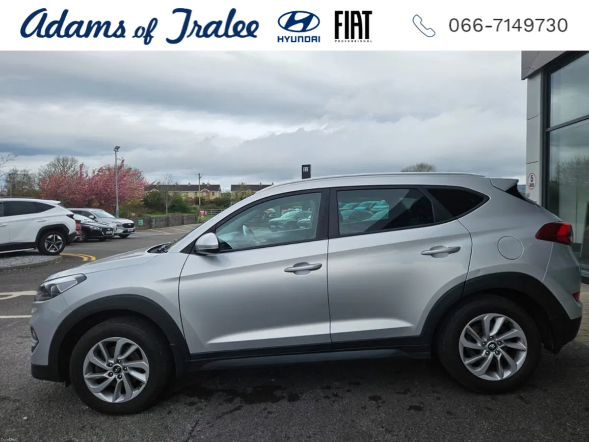 Hyundai Tucson IX35 EXECUTIVE 1.7 5DR - Image 2