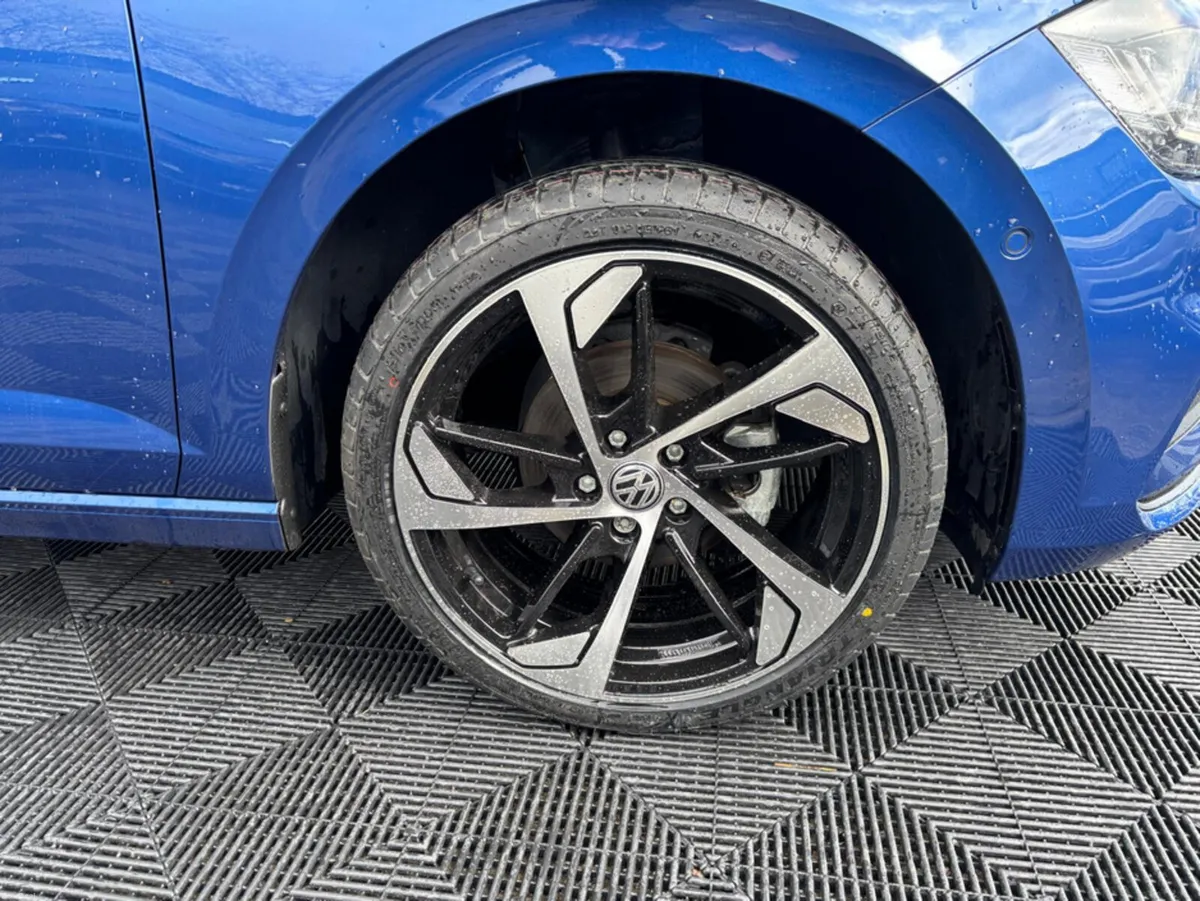 Volkswagen Polo VW Polo 1.0 petrol, auto, loads of - Image 3