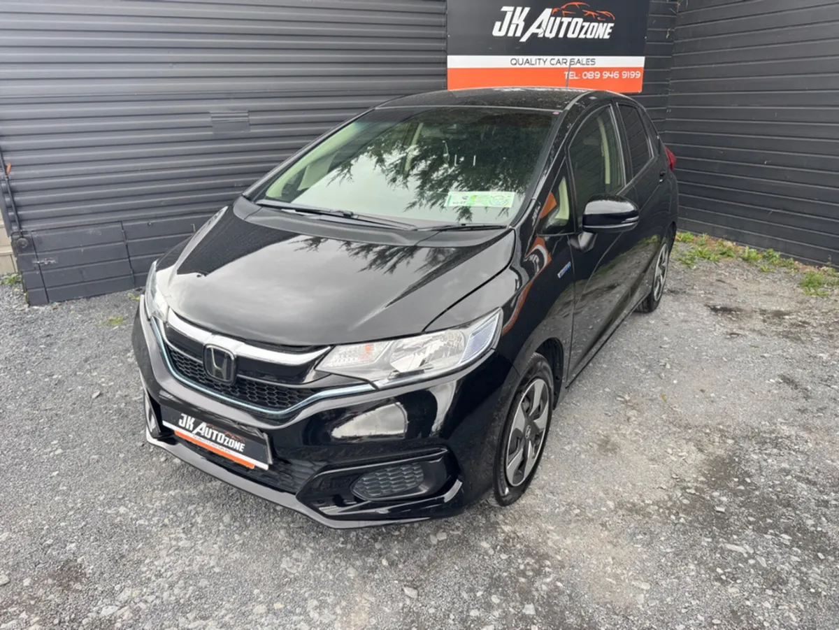 Honda Fit 1.5 HYBRID 5DR AUTO - Image 3