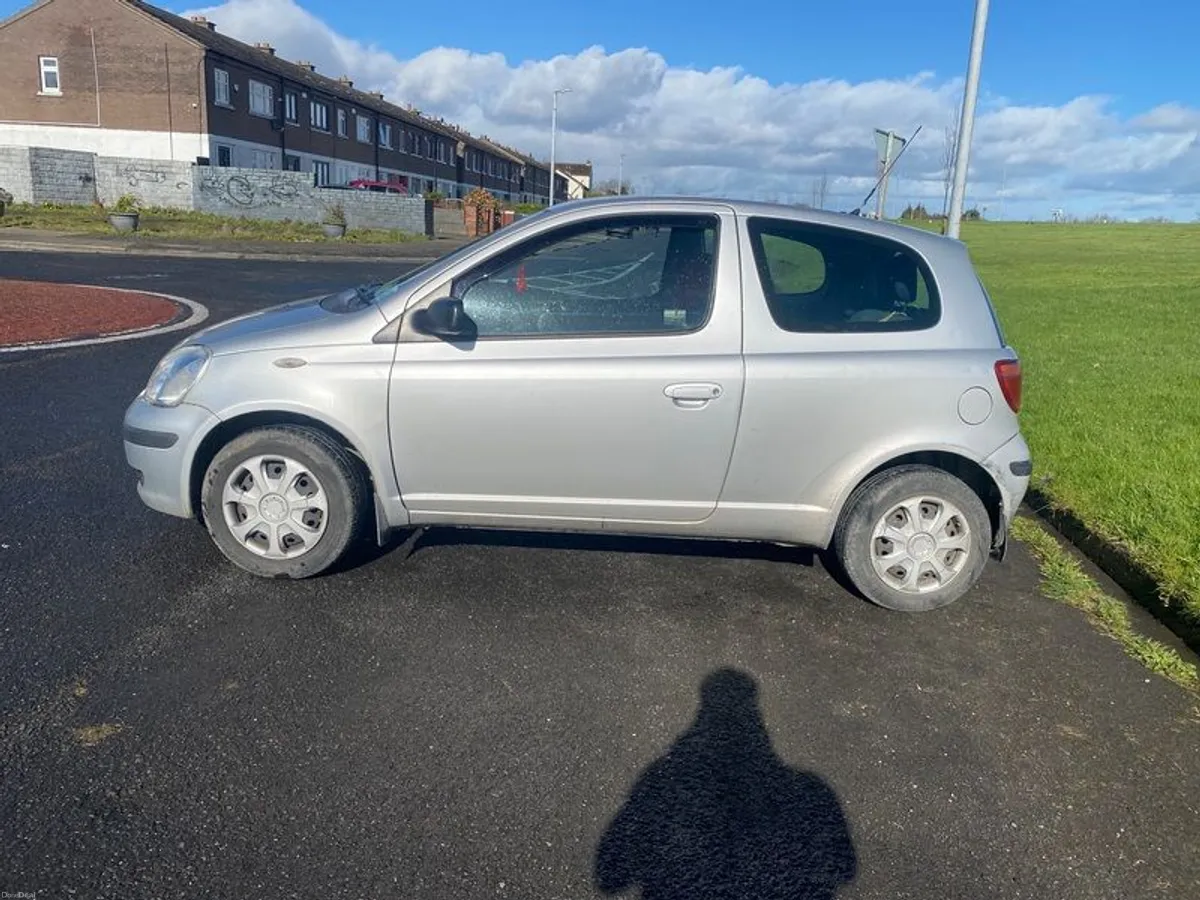 2004 Toyota Yaris nct 11/26 - Image 4