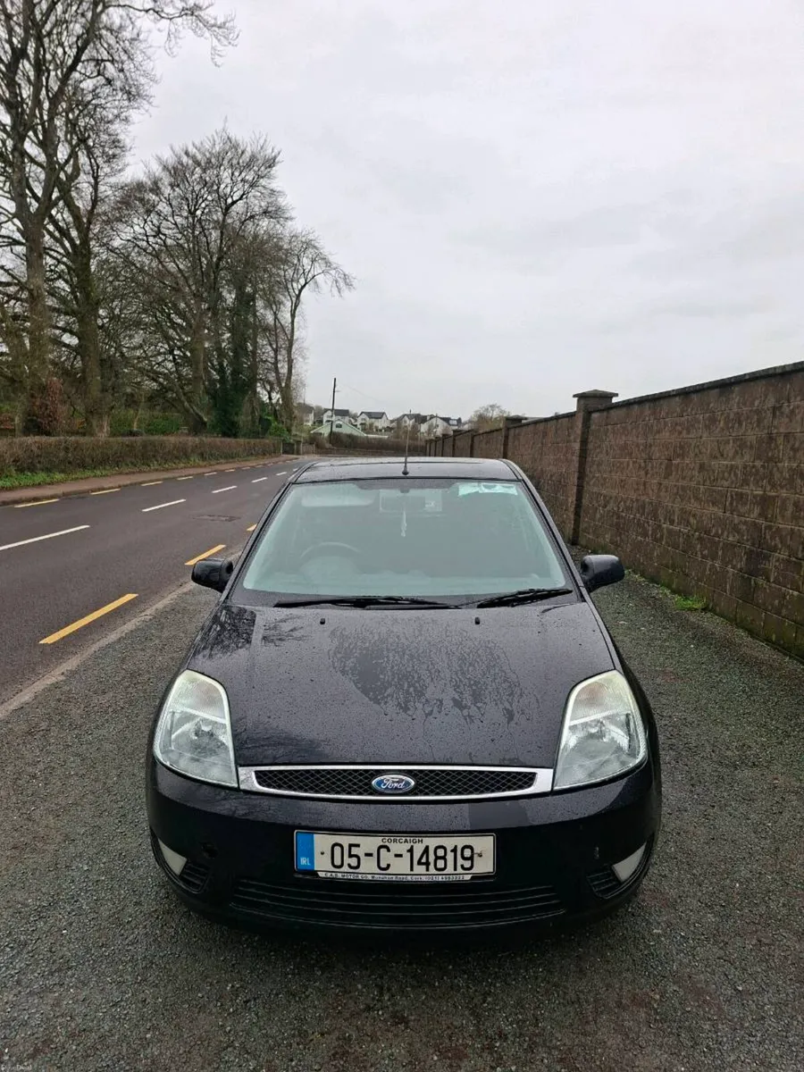 05 Ford Fiesta - Image 2
