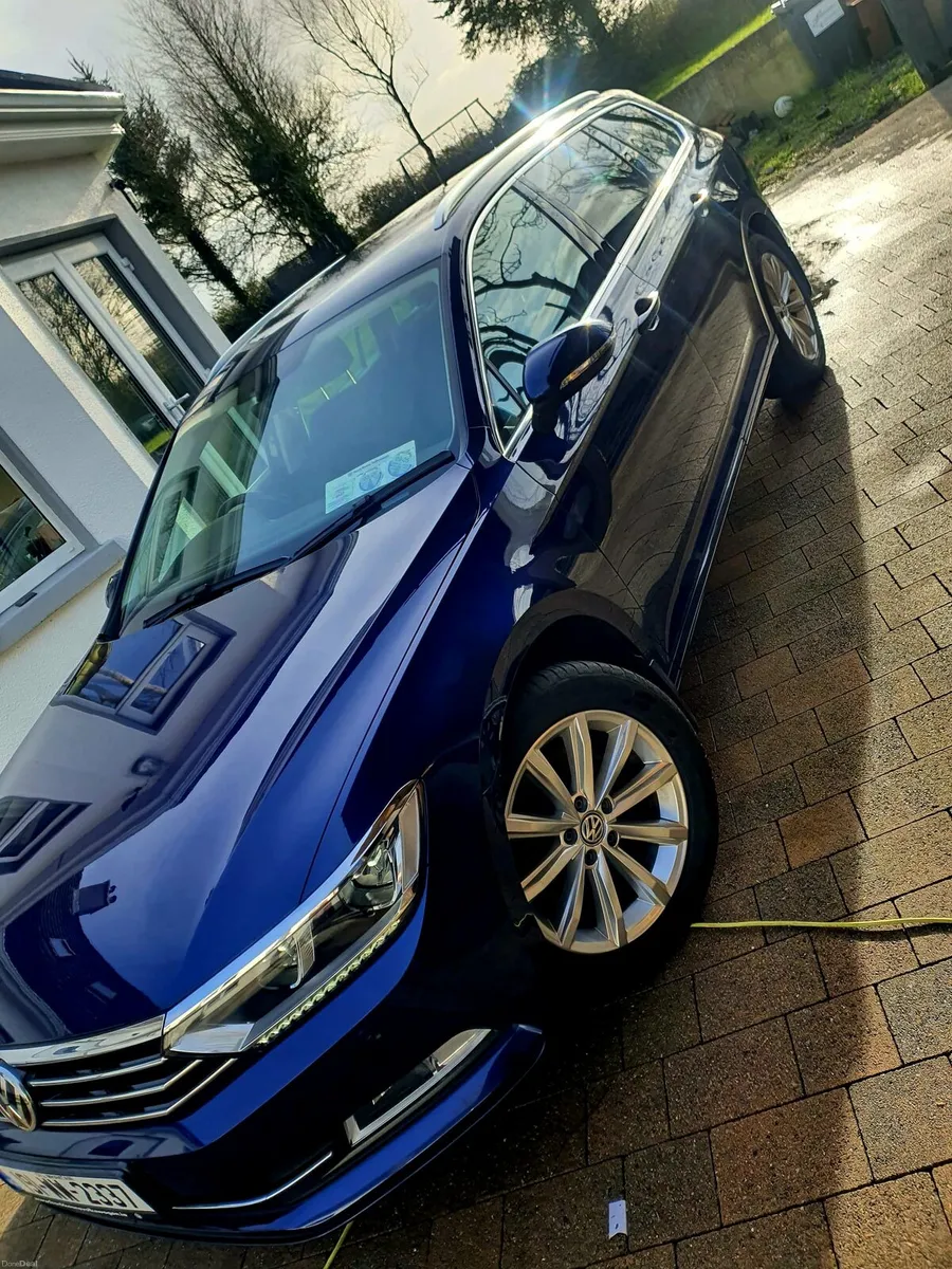 Voltwagen Passat - Image 2