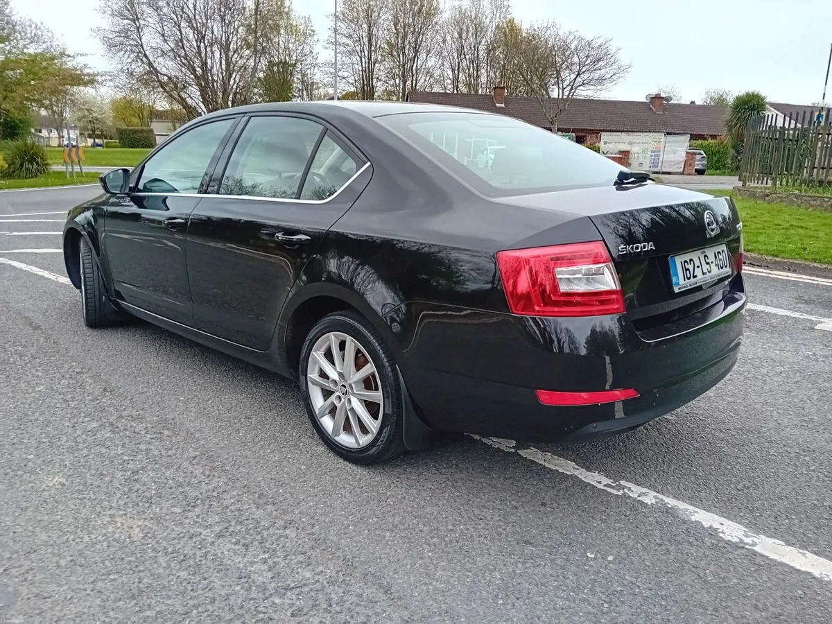 Skoda Octavia Diesel - Image 4