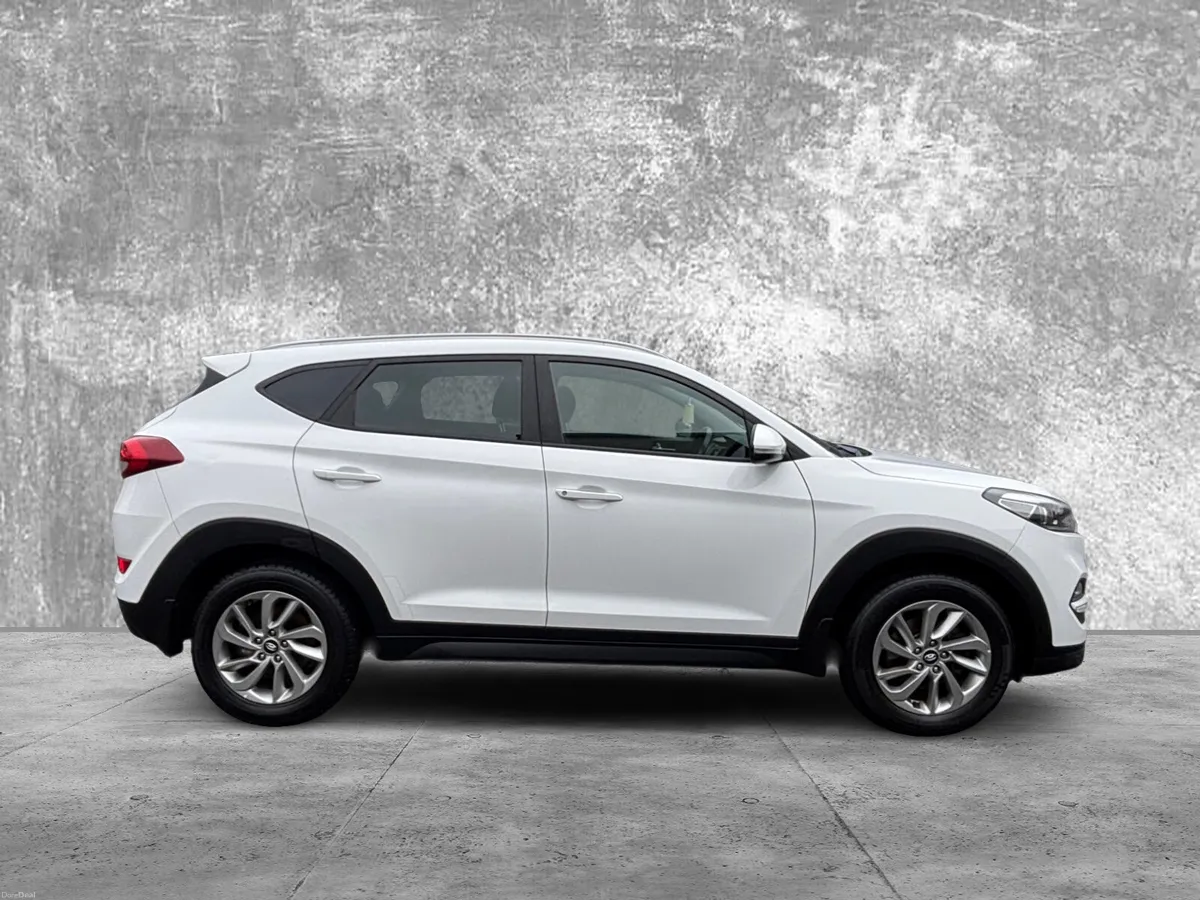 2017 HYUNDAI TUSCON “LOW MILEAGE” - Image 3