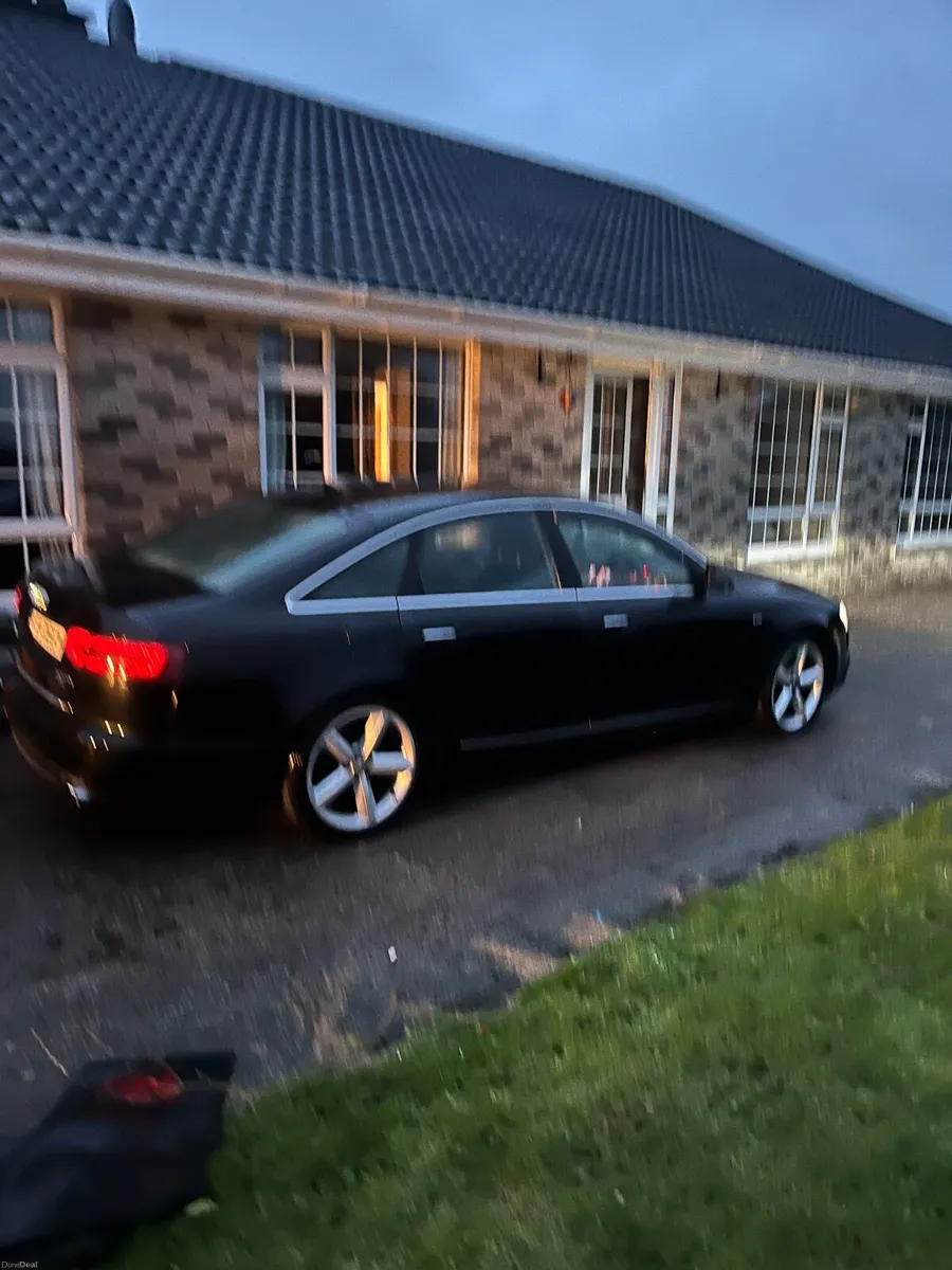 Audi A6 2010 S line - Image 2