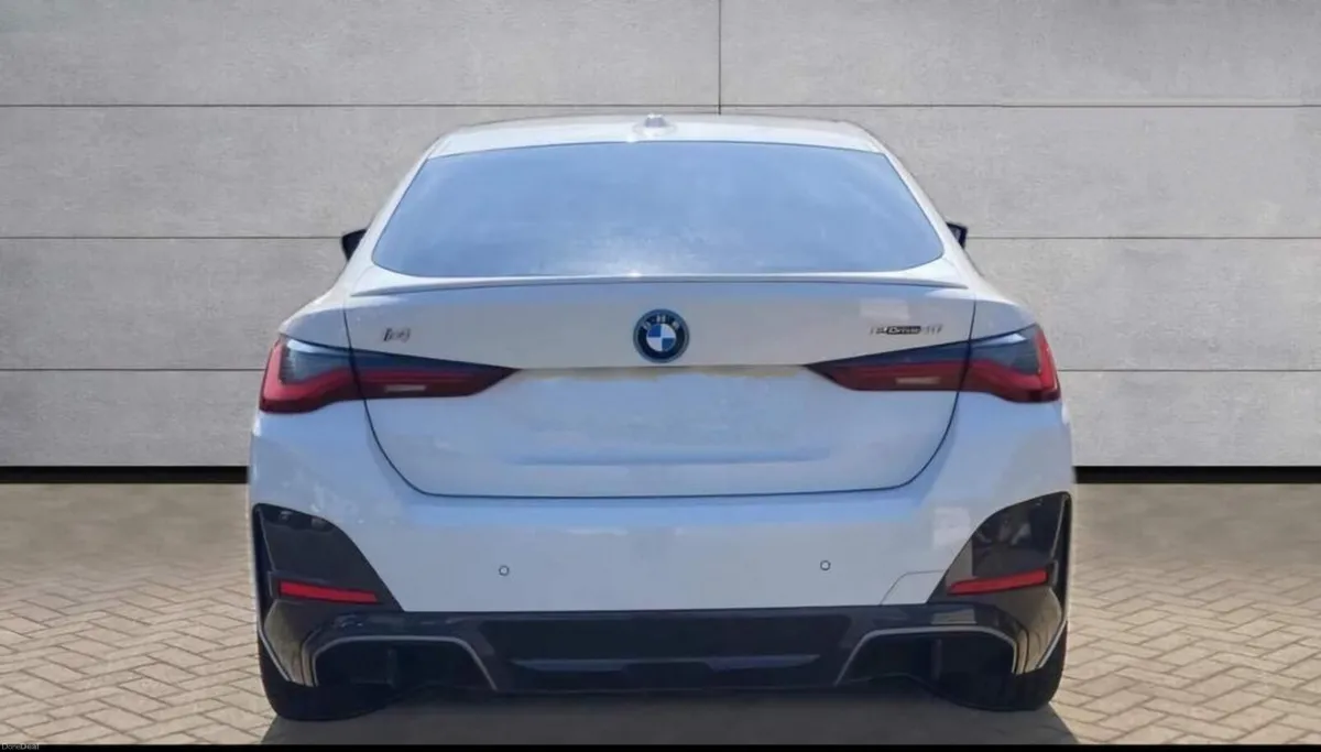 231 Bmw I4  M-Sport 40 - Image 4