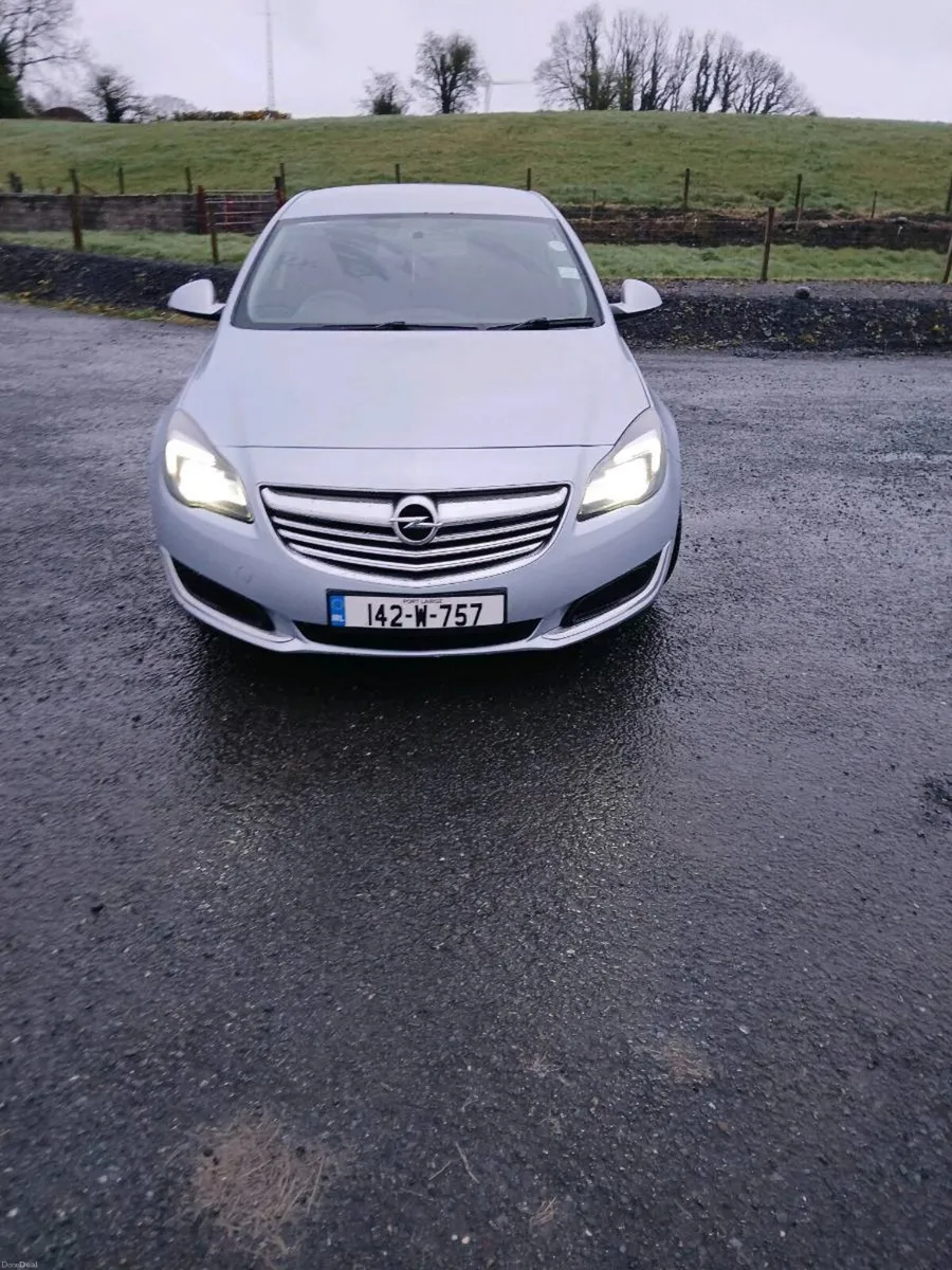 OPEL INSIGNIA 142 2 Litre 140 brake NCT 12/26 TAX - Image 1